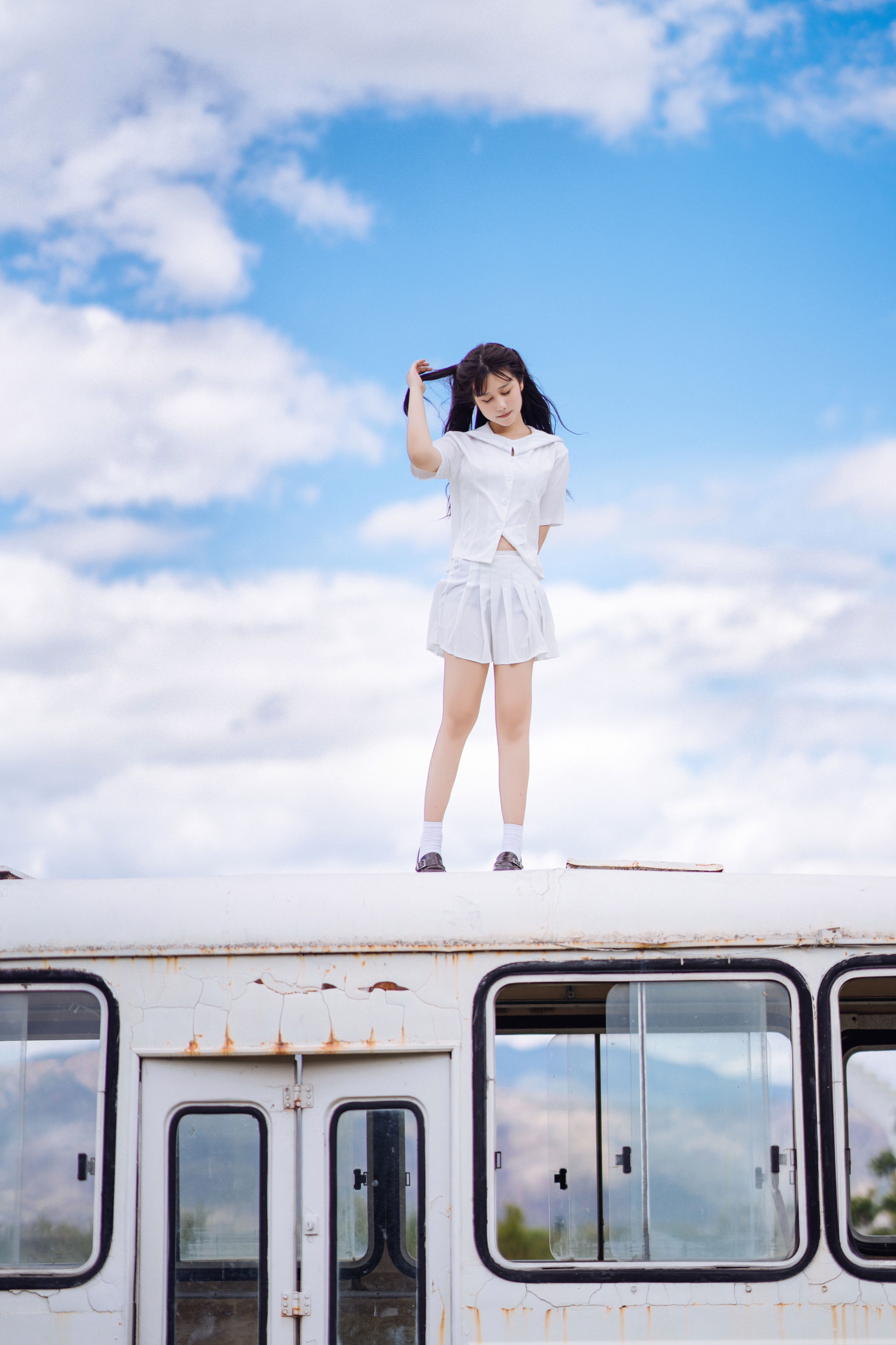 微博福利姬镜酱 - 静夏之JK少女 第15张