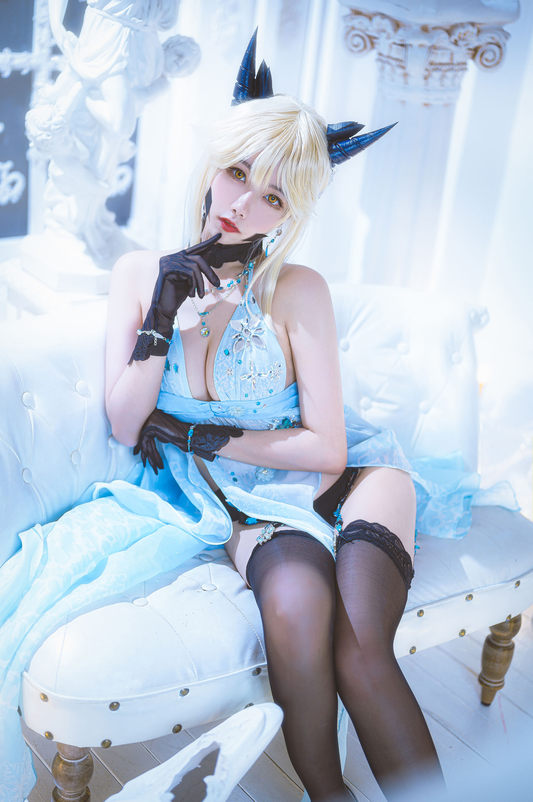  微博妹子Momoko葵葵 - 黑枪呆礼服 第9张