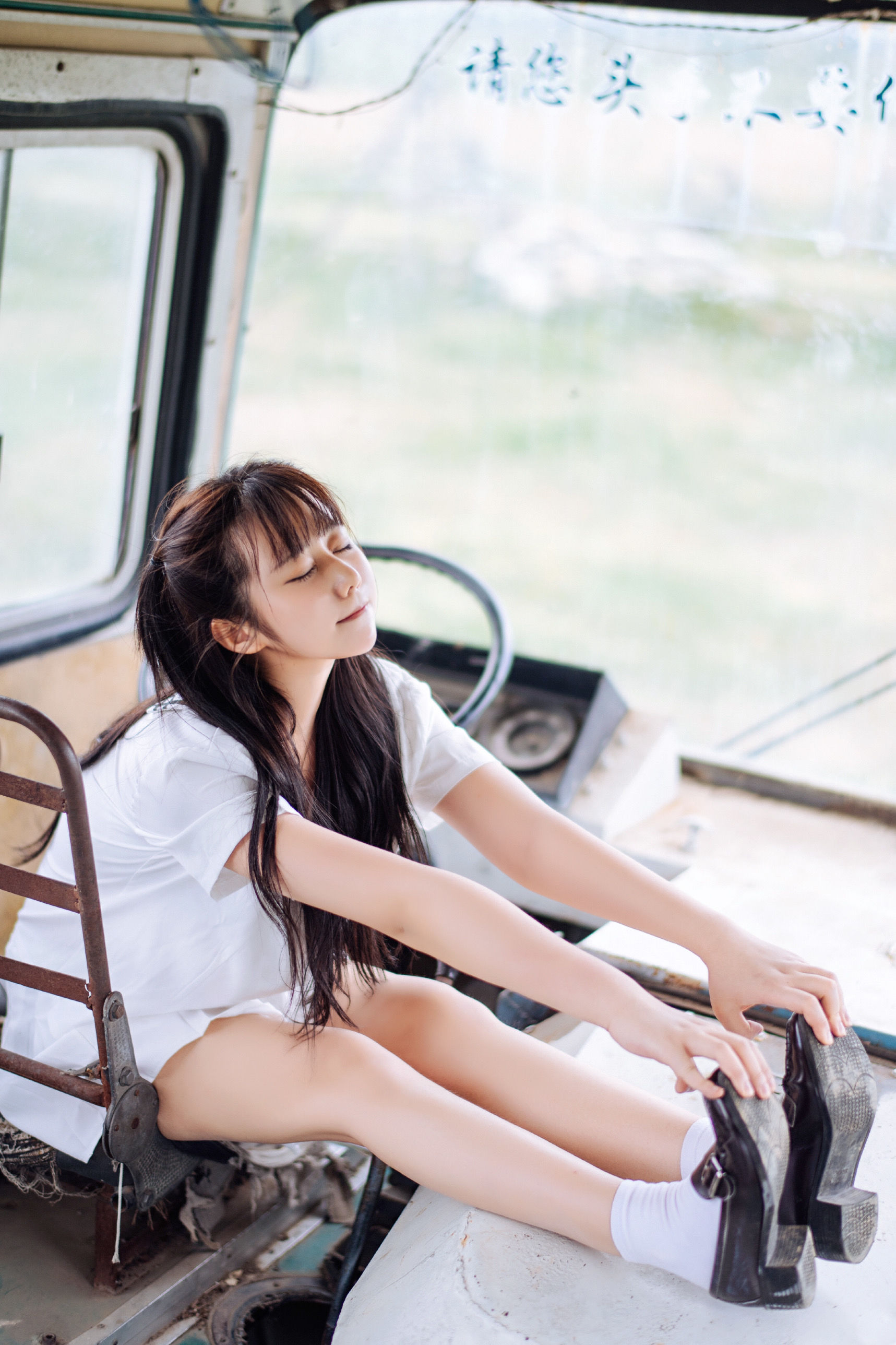  微博福利姬镜酱 - 静夏之JK少女 第31张