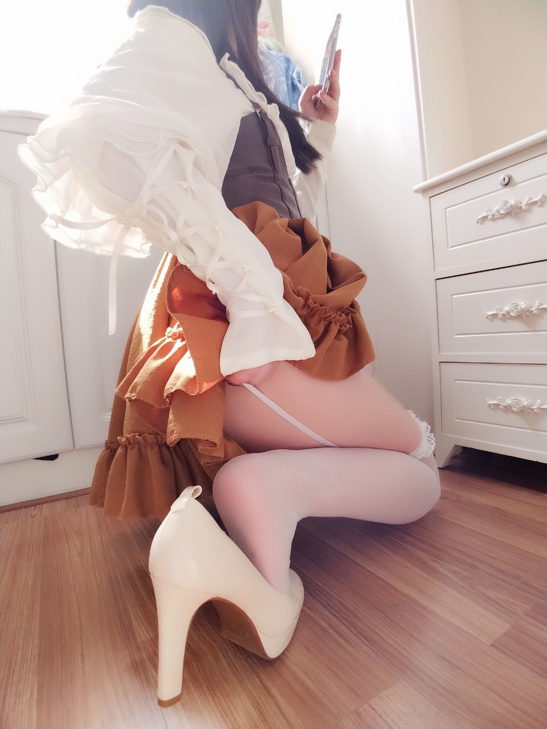  二次元美女古川kagura - 蕾丝长筒吊带丝袜 第14张