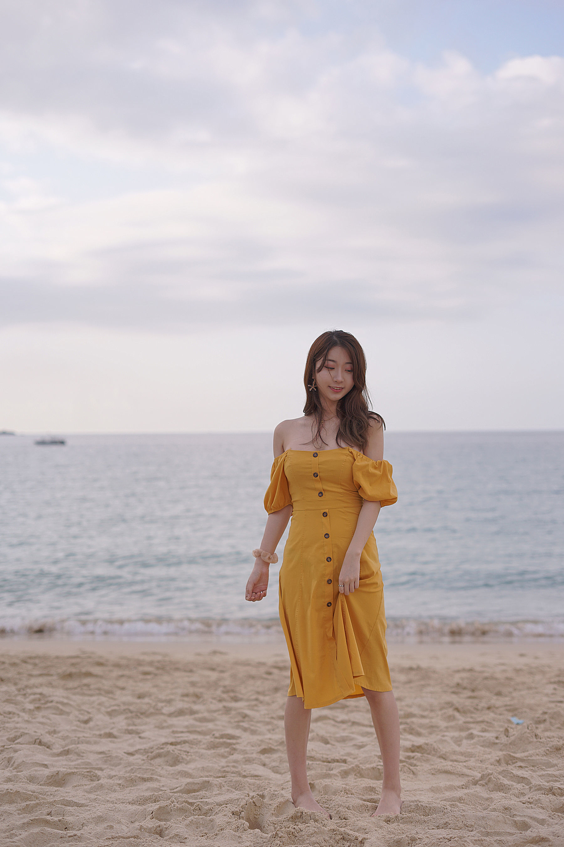 [COS福利] 人气Coser黑川 - 海岛之旅 黄色连衣裙  第2张
