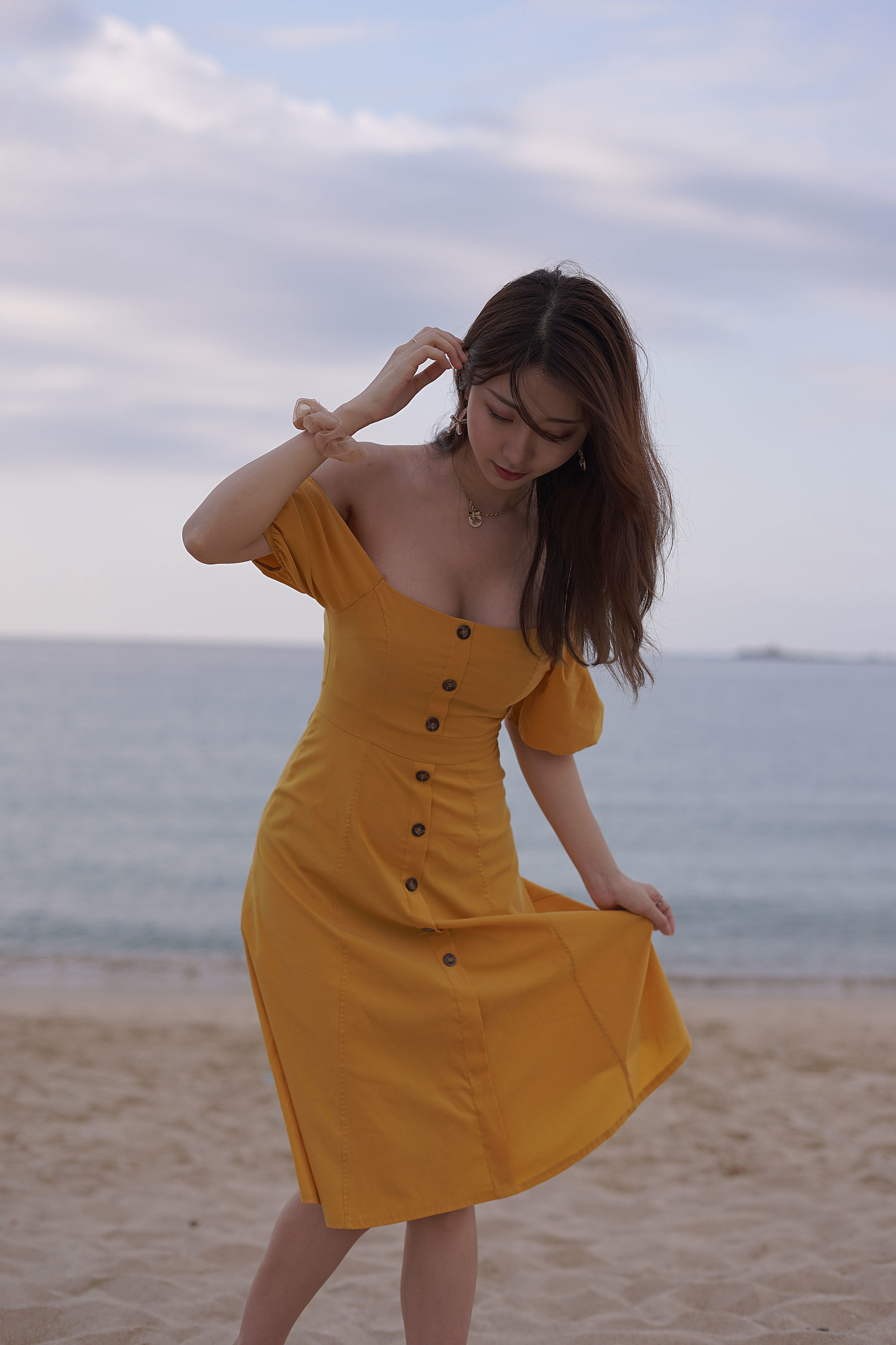 [COS福利] 人气Coser黑川 - 海岛之旅 黄色连衣裙  第10张