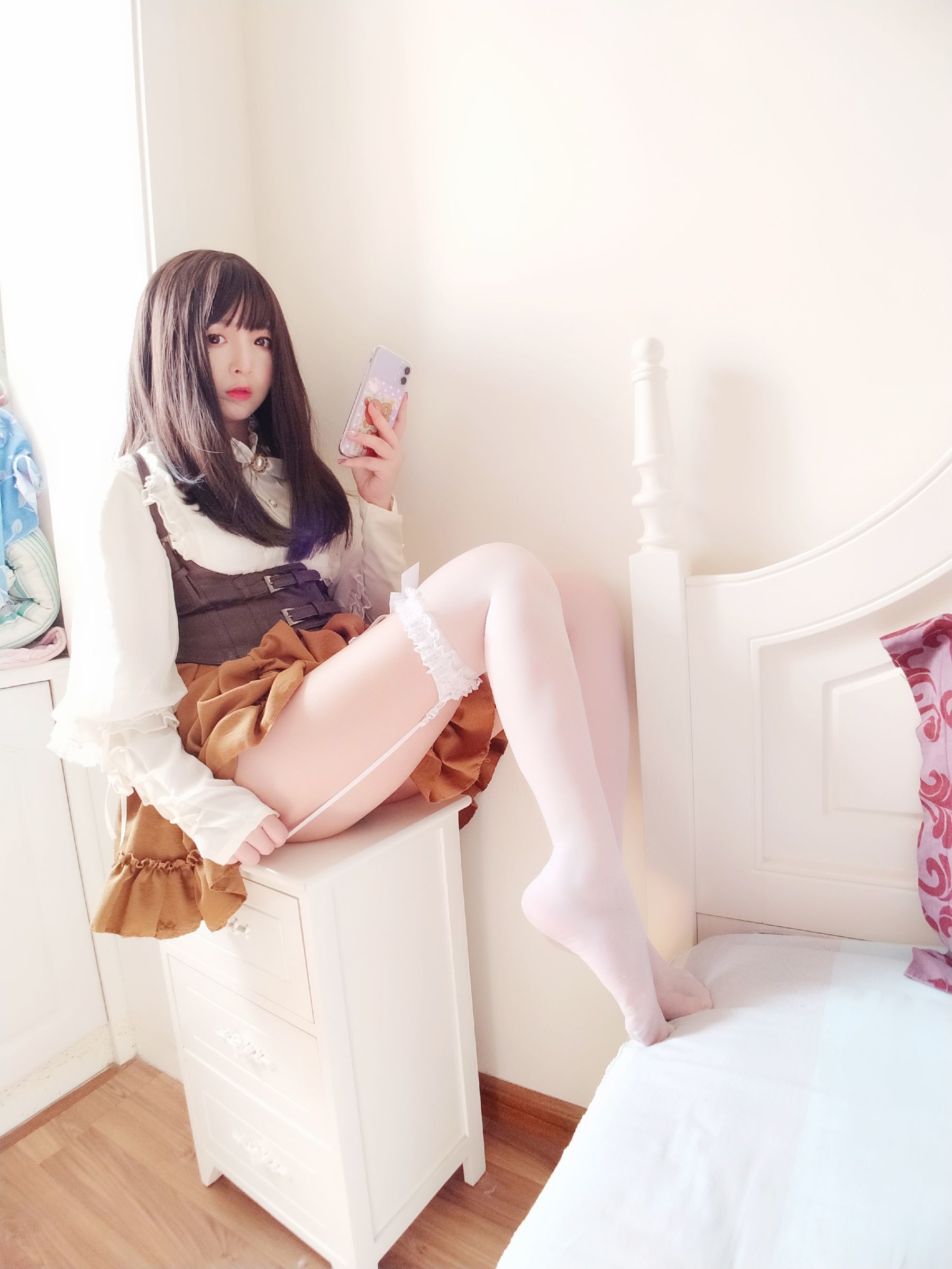  二次元美女古川kagura - 蕾丝长筒吊带丝袜 第32张