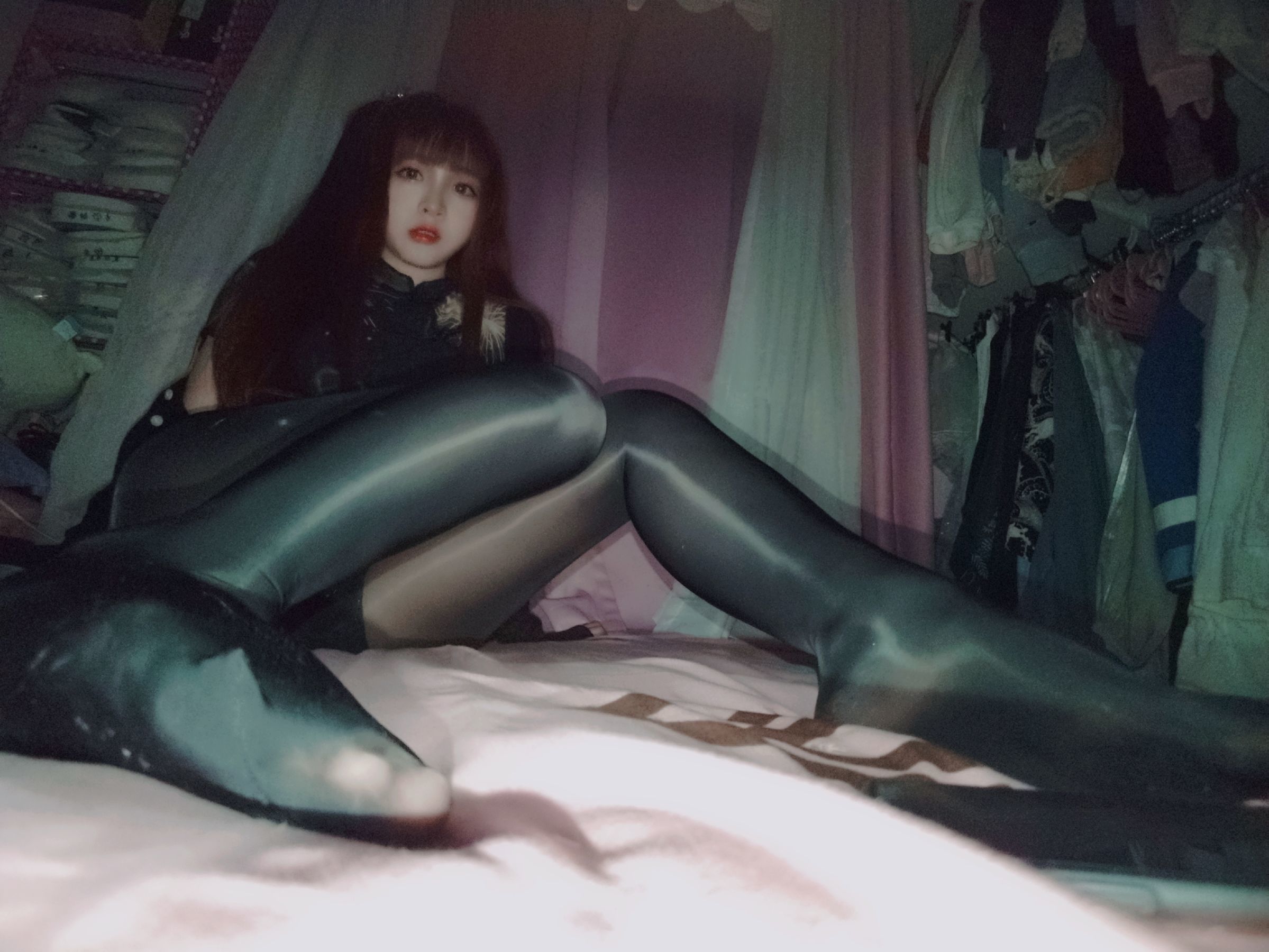  二次元美女古川kagura - 亮丝黑旗袍 第9张