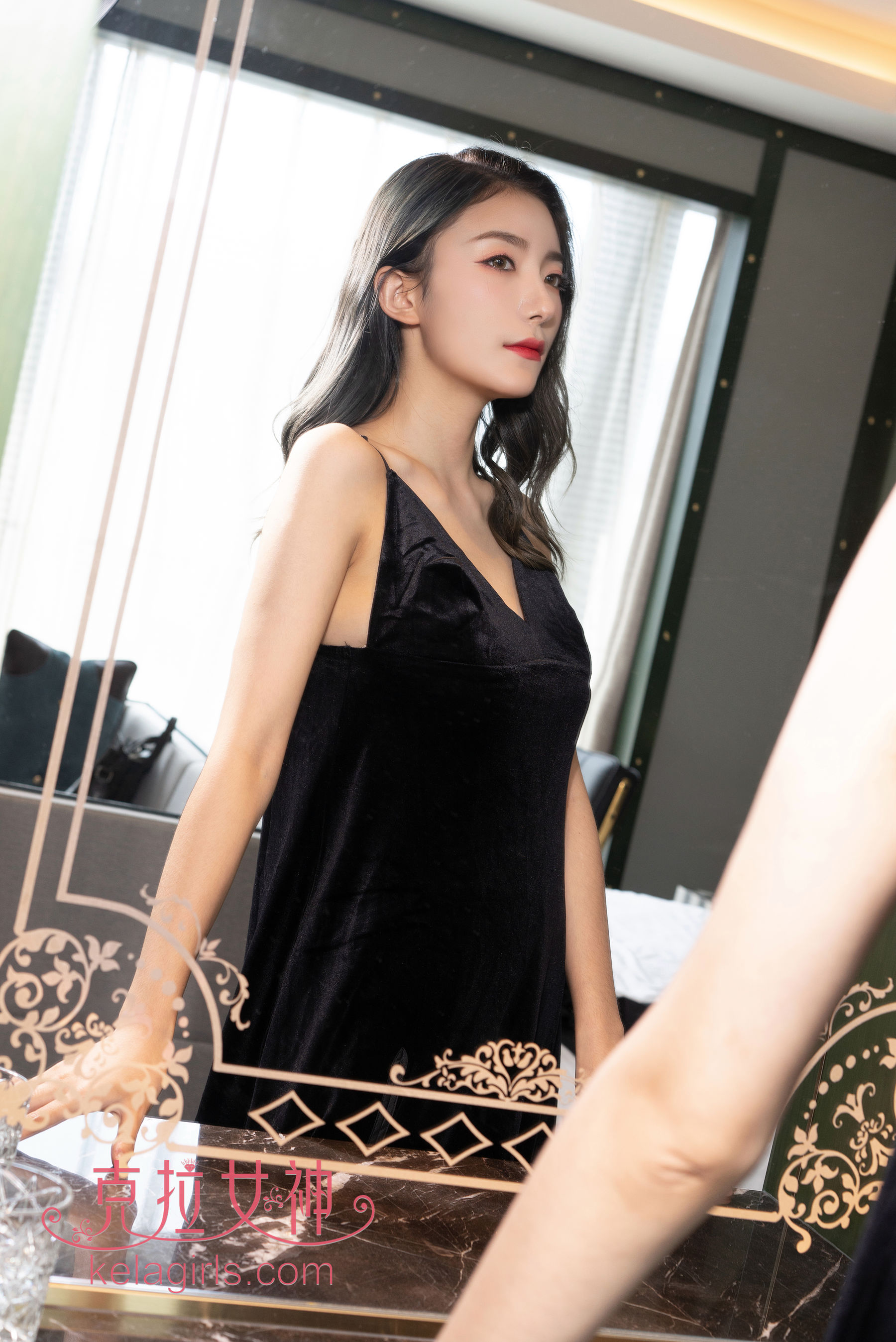 [克拉女神Kelagirls]  苏展 名媛赤足 第10张