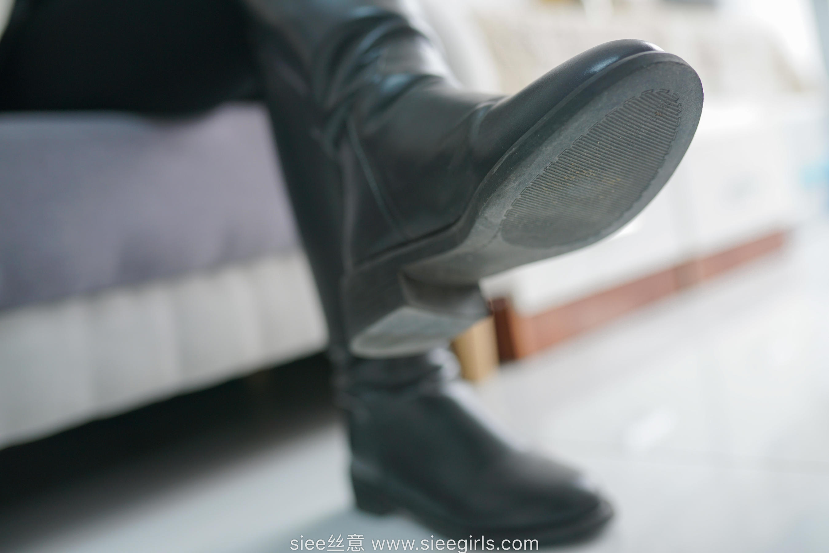 [丝意SIEE] No.436 楠楠 越爱你，越低到尘埃里  第4张