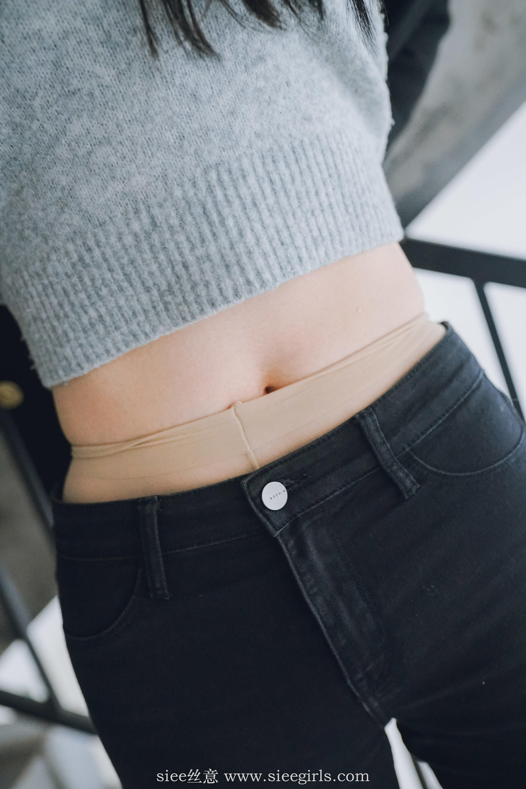 [丝意SIEE] No.392 敏敏 身边的学姐  第4张