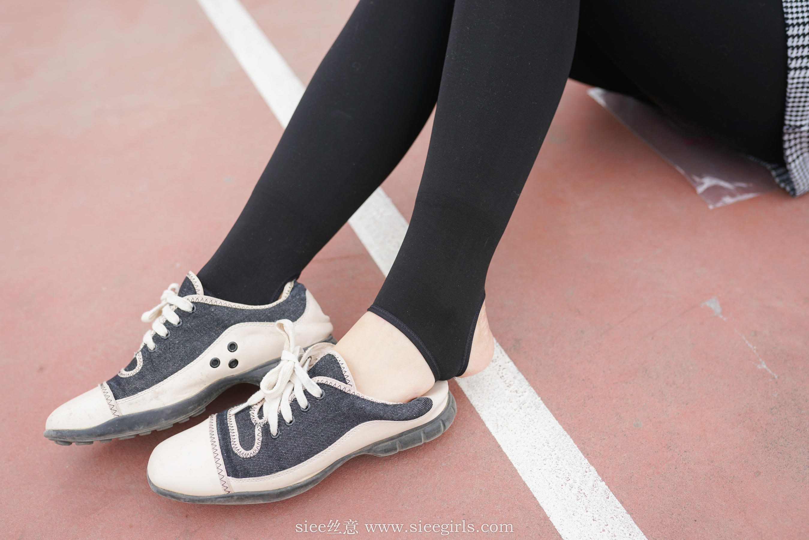 [丝意SIEE] No.403 熊熊 新的一年学姐陪你  第73张