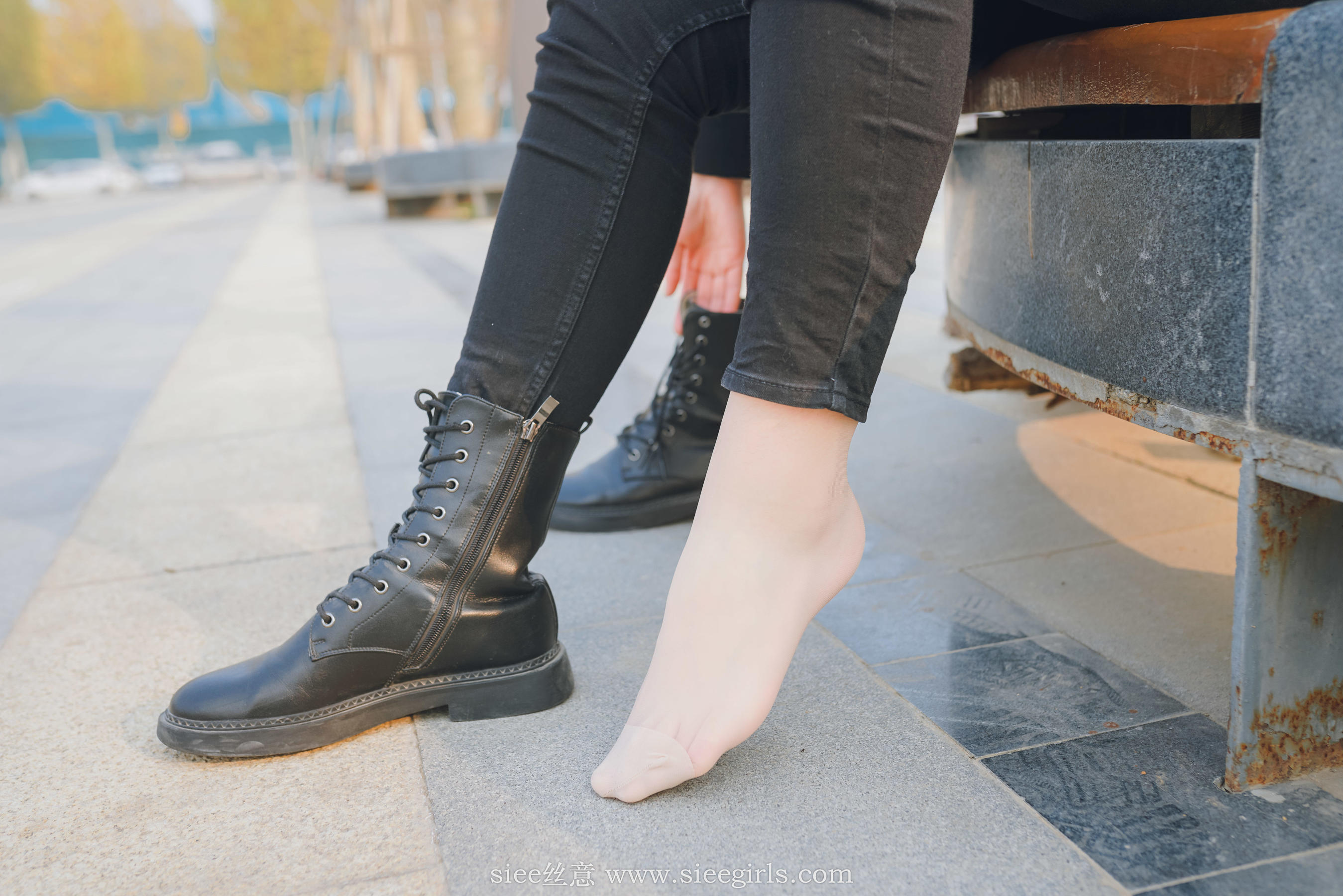 [丝意SIEE] No.392 敏敏 身边的学姐  第14张