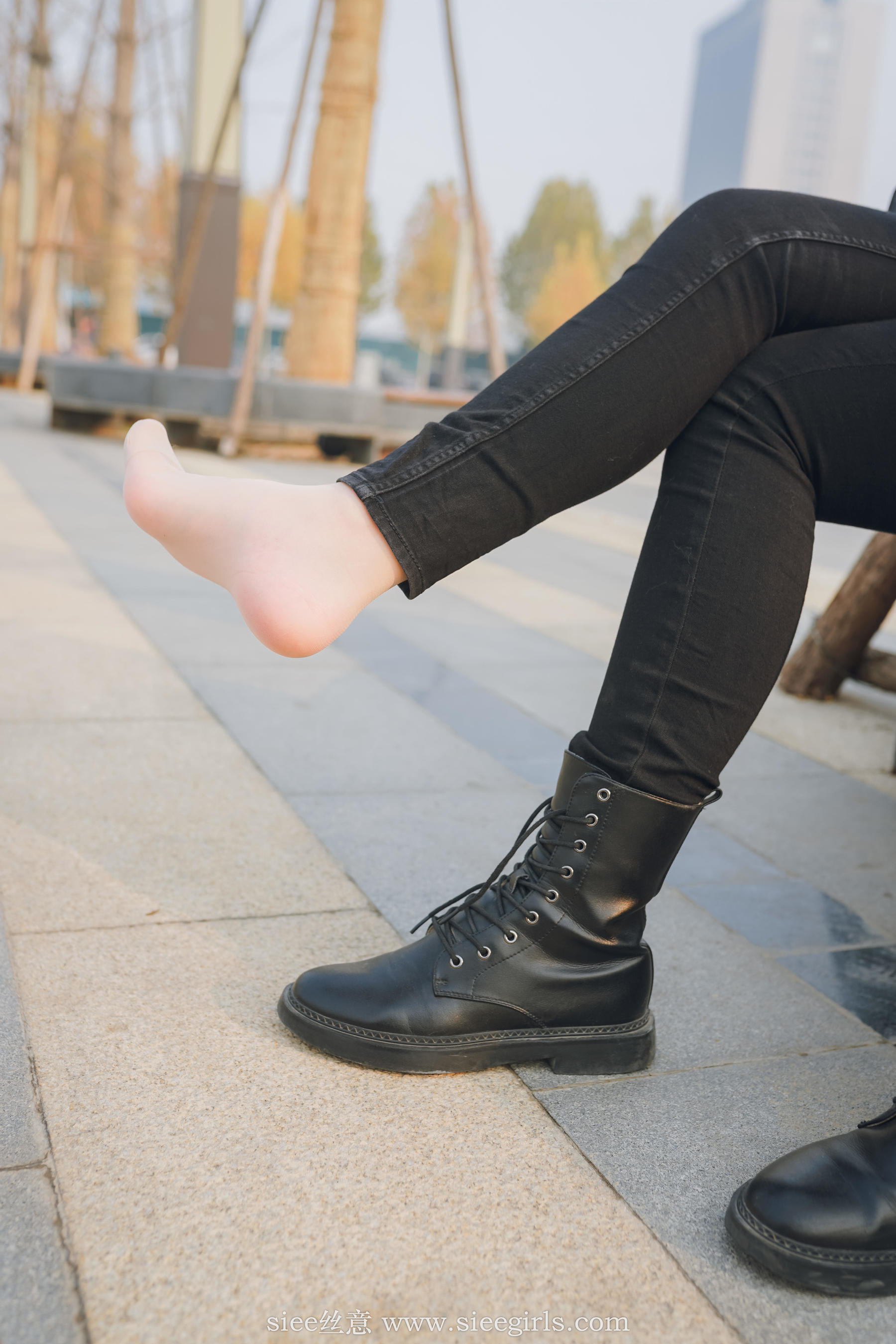 [丝意SIEE] No.392 敏敏 身边的学姐  第8张