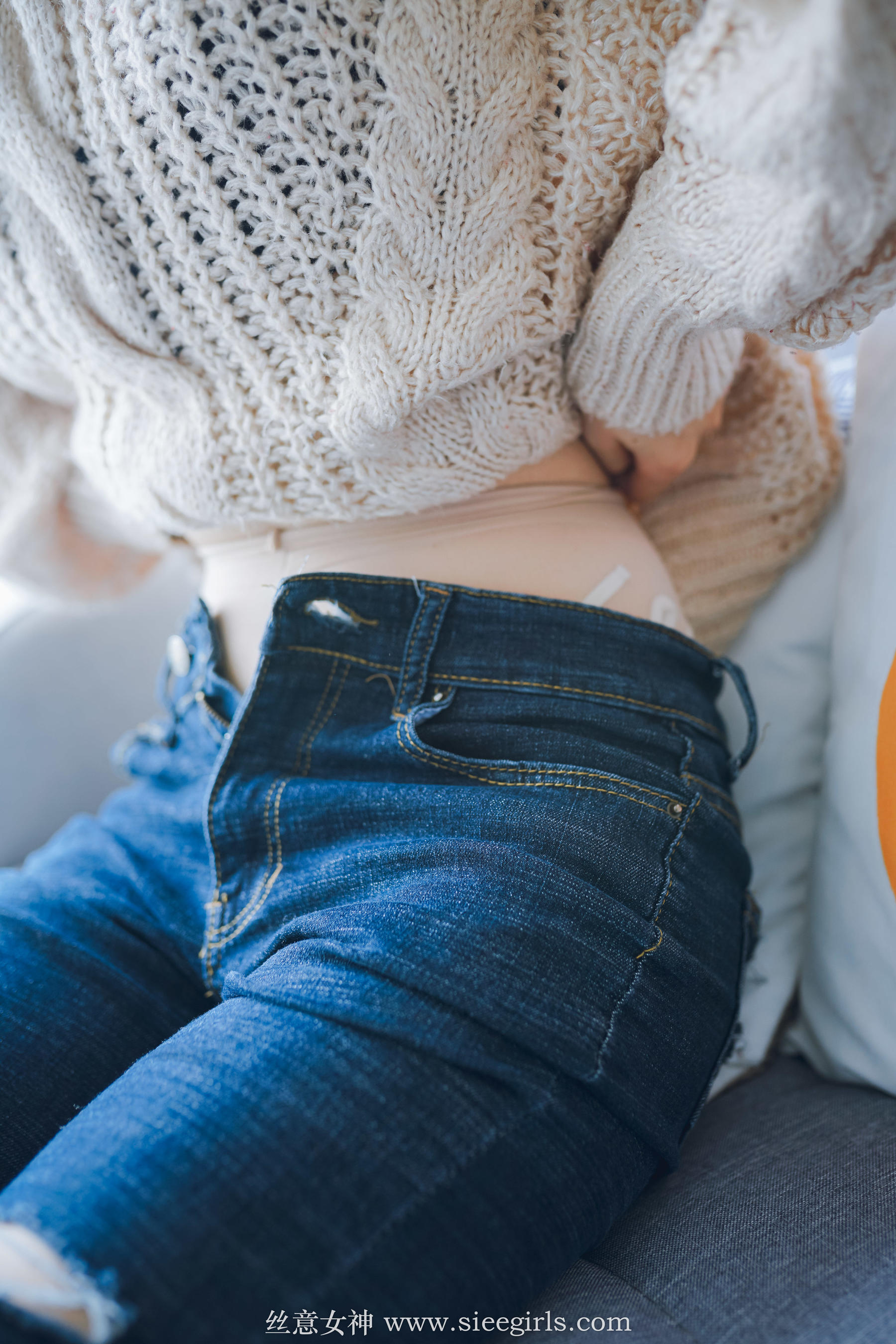 [丝意SIEE] 含含&圆圆 镜中姐妹（下）  第2张