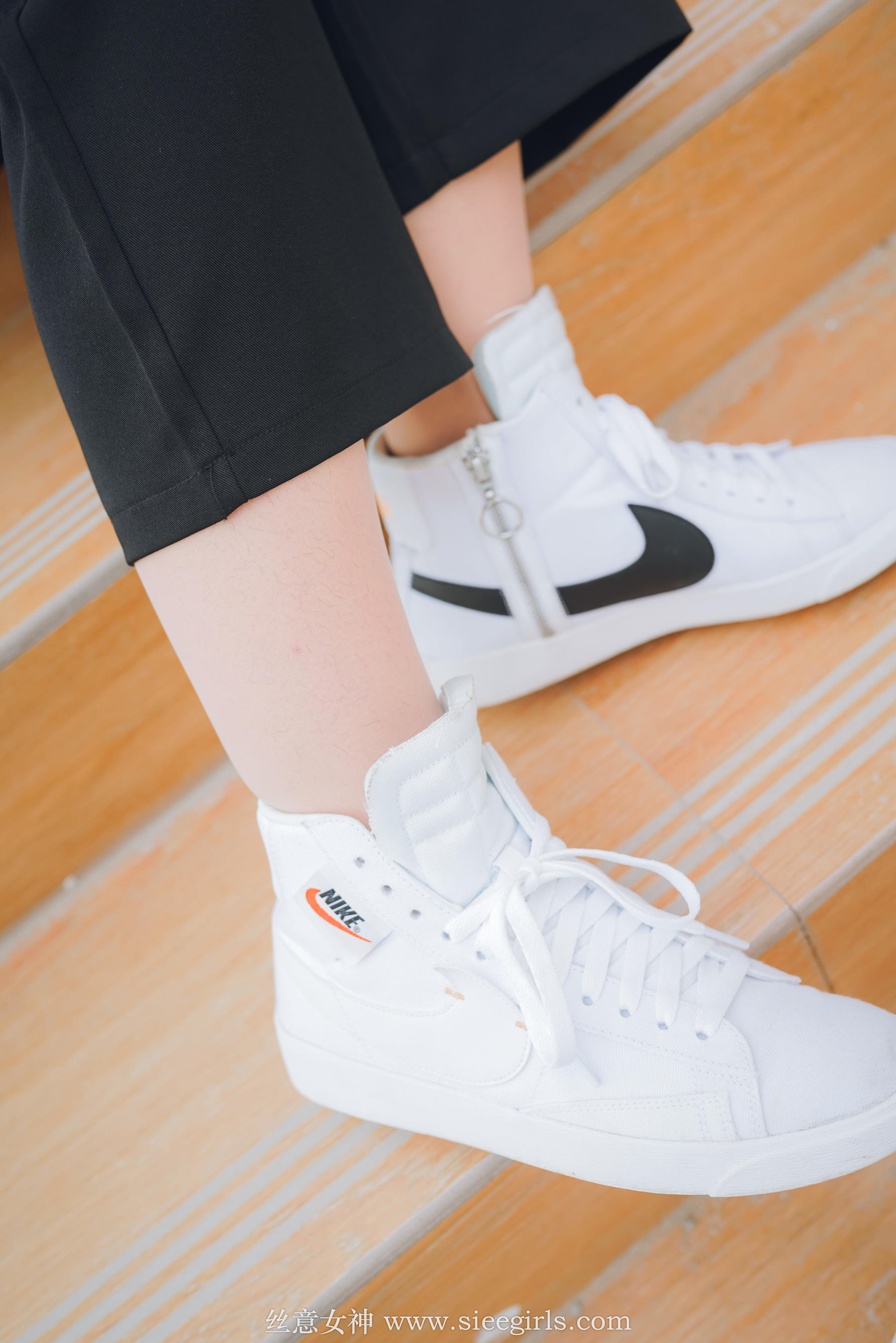 [丝意SIEE] 含含&圆圆 镜中姐妹  第4张