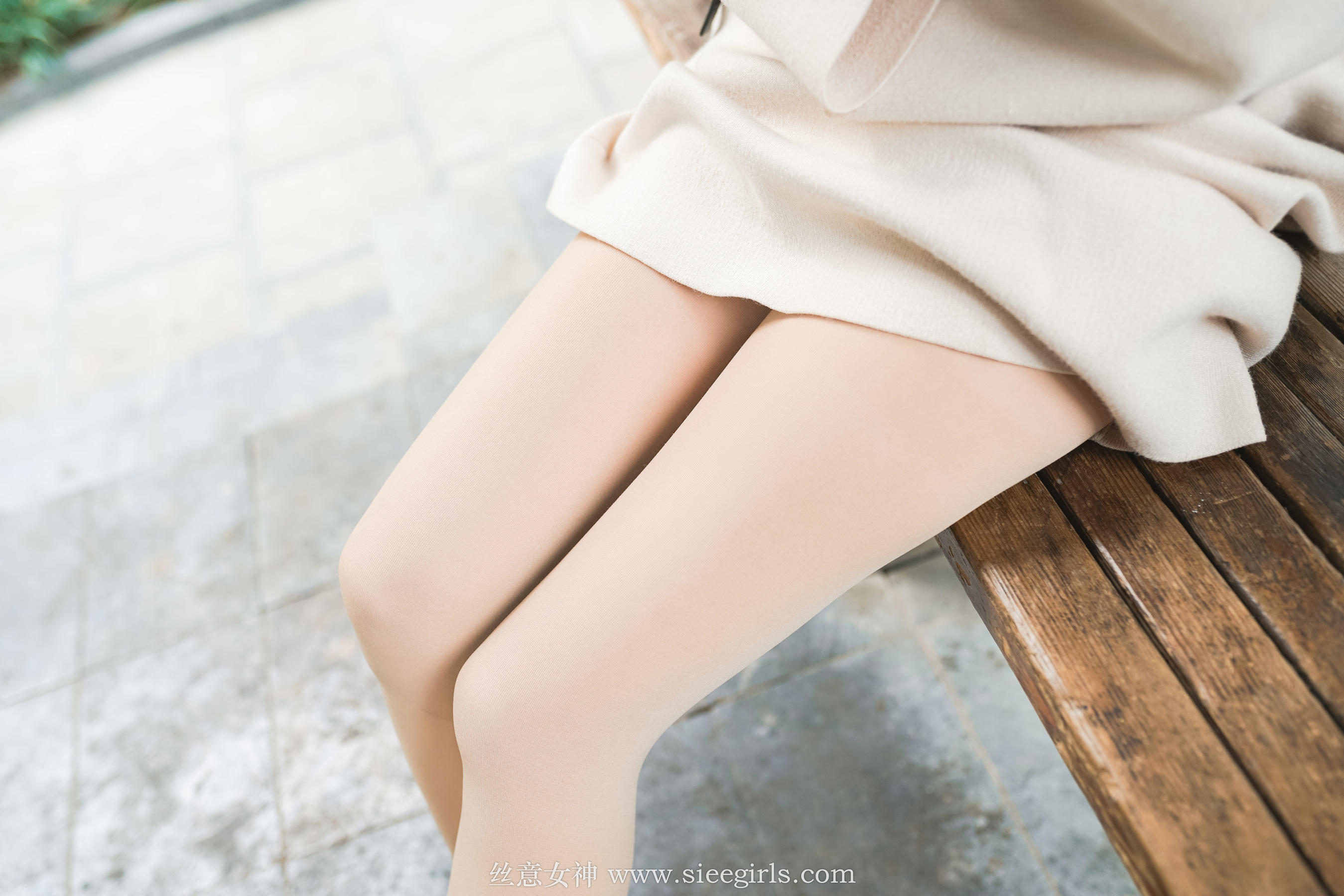 [丝意SIEE] 雪儿 秋风催红的枫叶  第17张