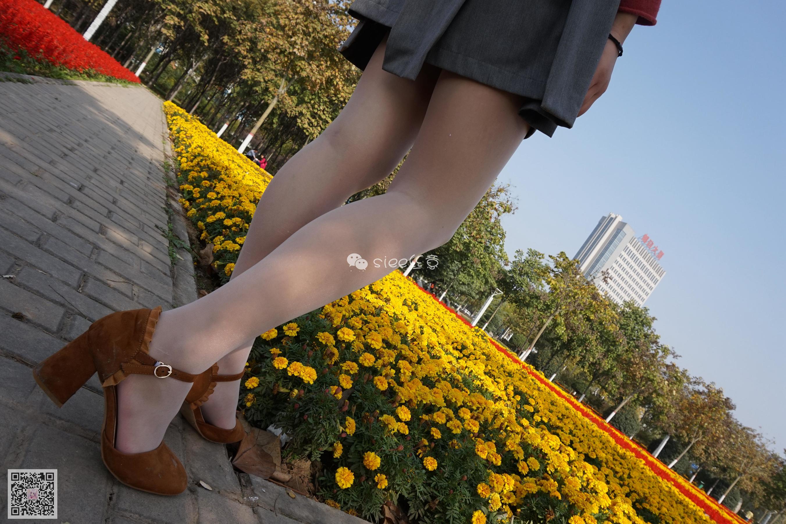 [丝意SIEE] 鱼鱼 花丛中的肉丝  第2张