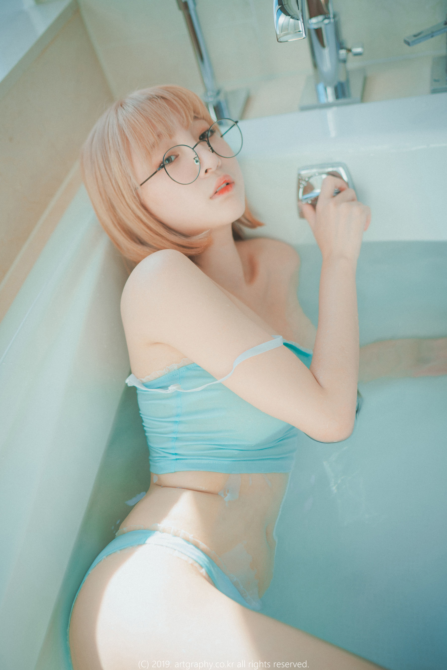 [ARTGRAVIA] VOL.056 巨乳少女姜仁卿 - 蕾丝内衣 吊带小背心  第14张