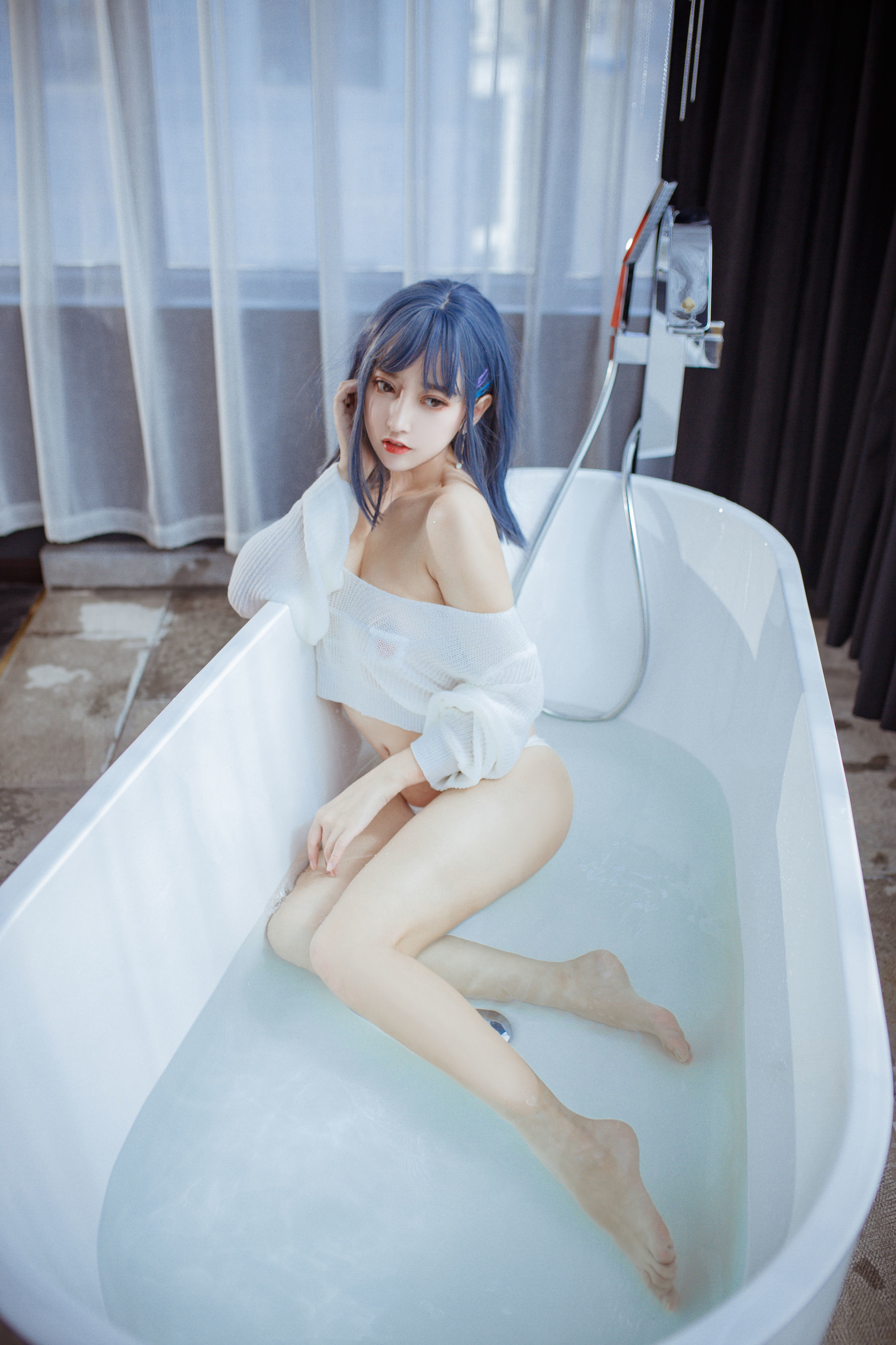[萝莉COS] 斗鱼米线线sama - 浴缸  第6张