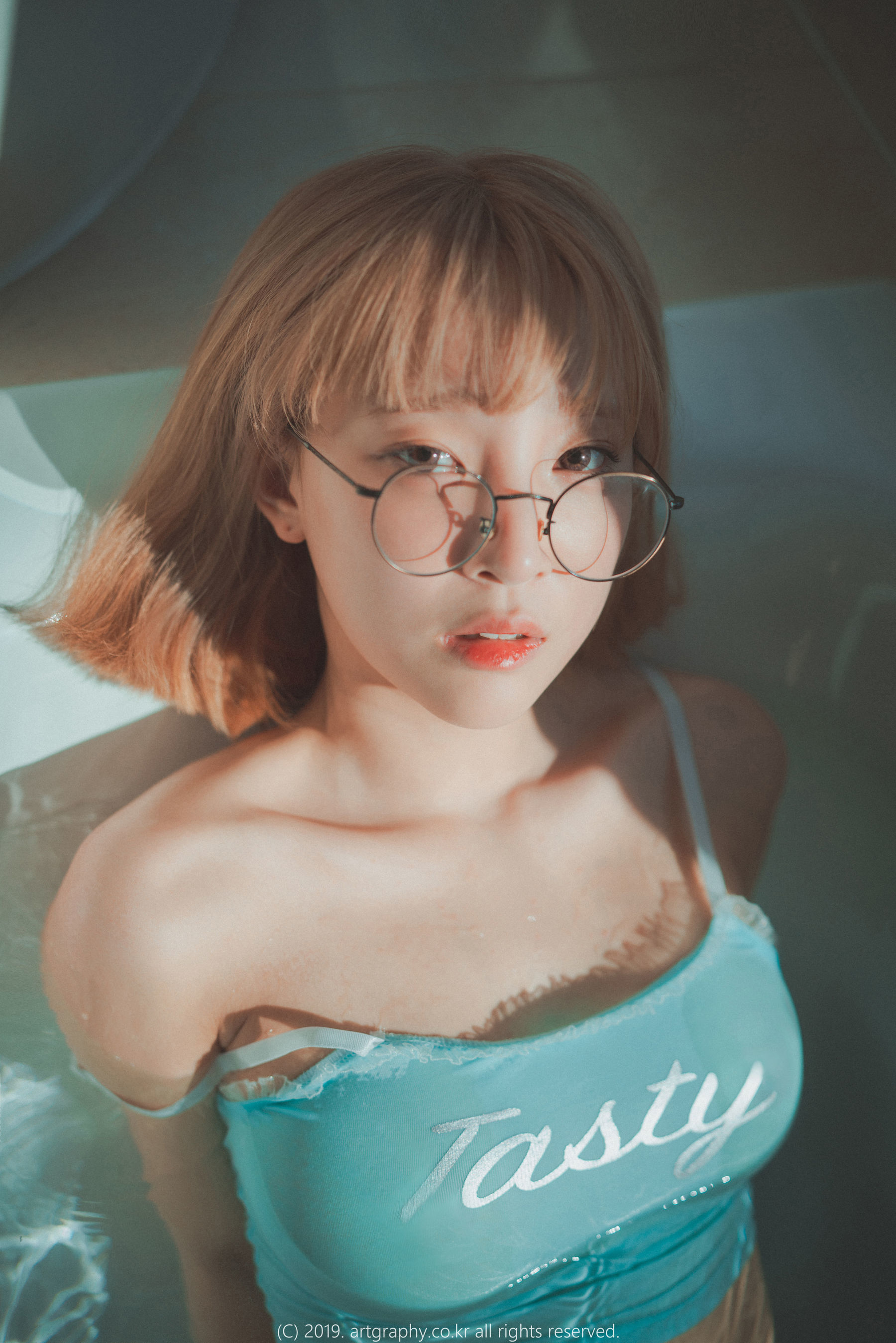 [ARTGRAVIA] VOL.056 巨乳少女姜仁卿 - 蕾丝内衣 吊带小背心  第13张