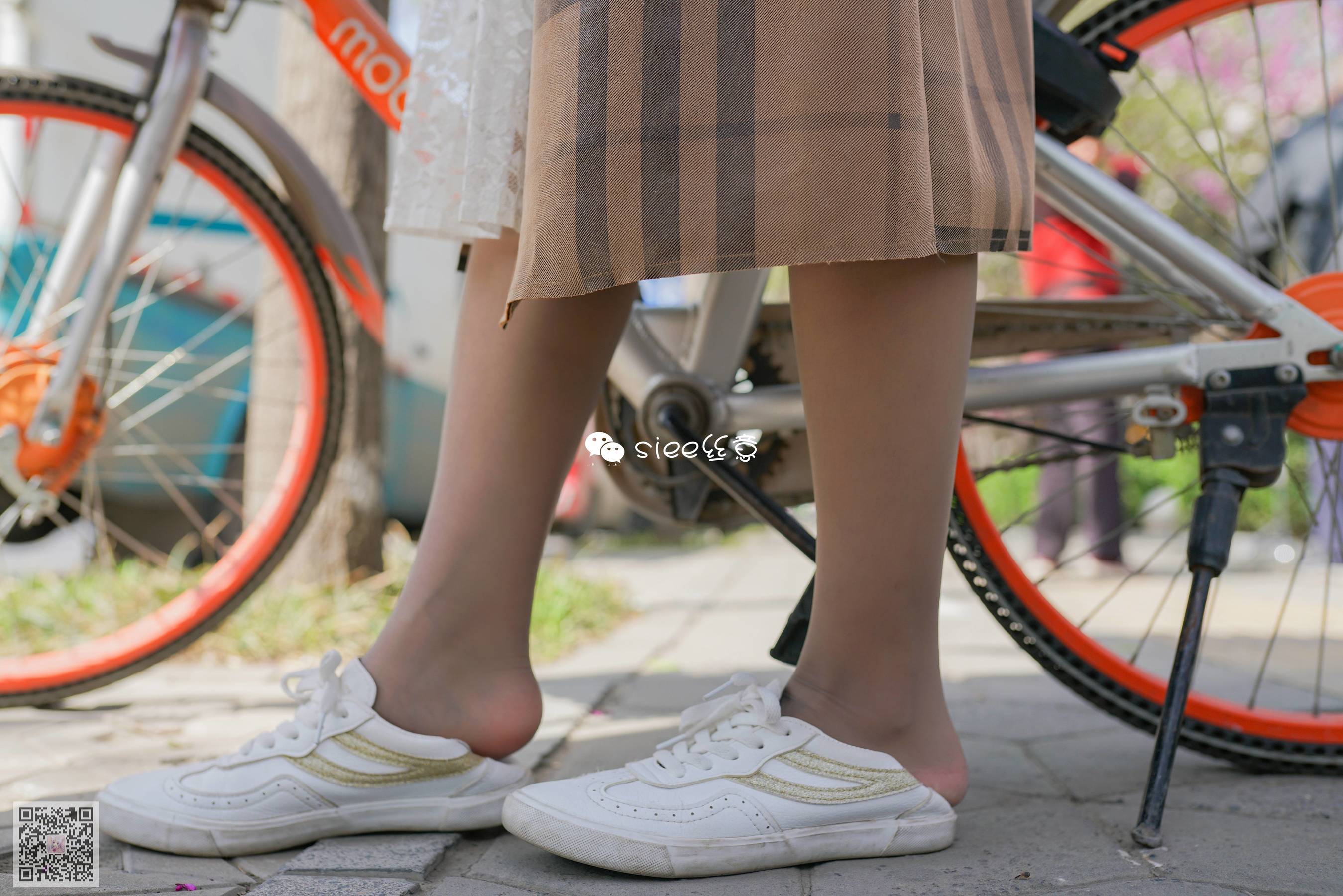[丝意SIEE] 薇薇学姐 单车上的丝袜  第36张