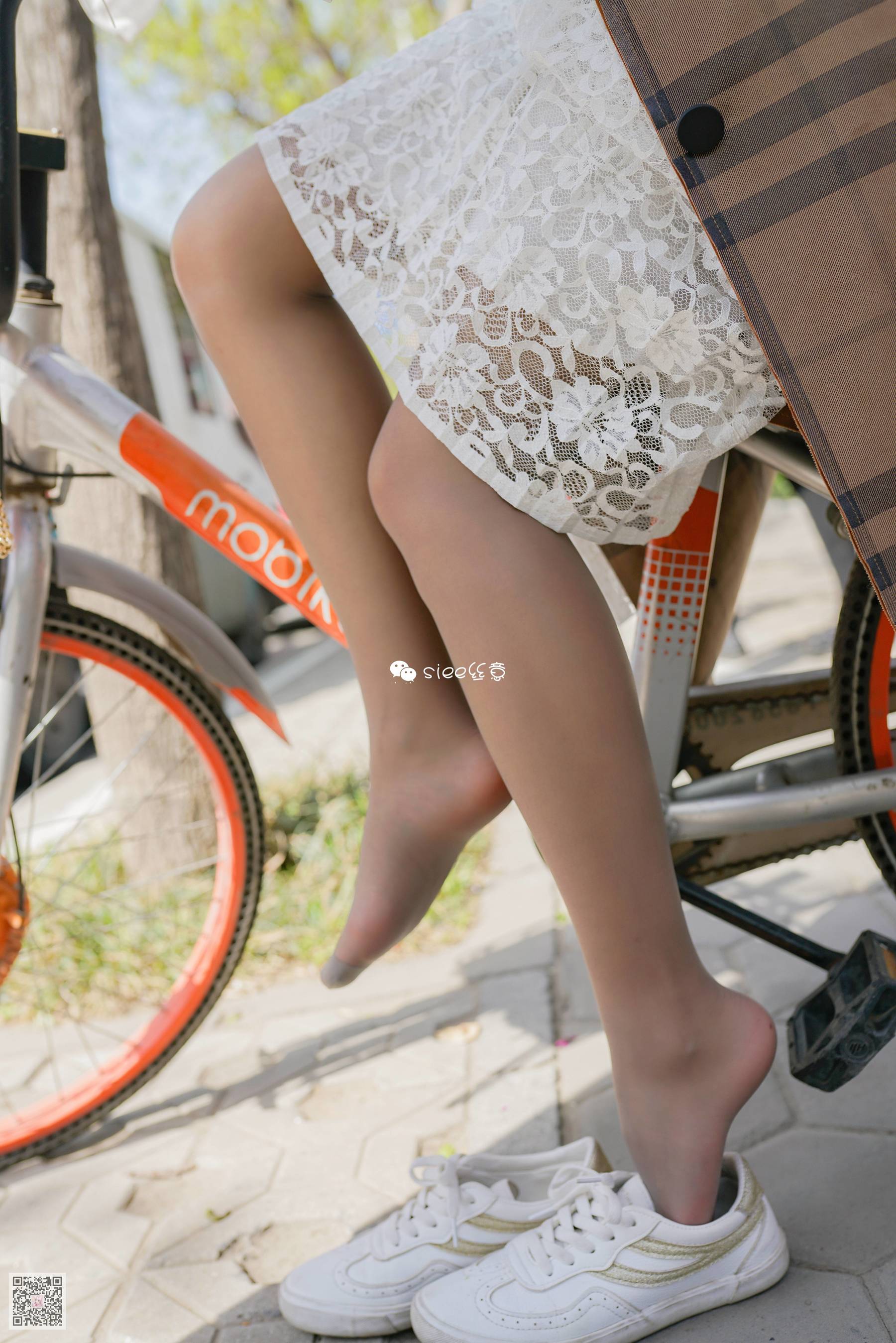 [丝意SIEE] 薇薇学姐 单车上的丝袜  第8张