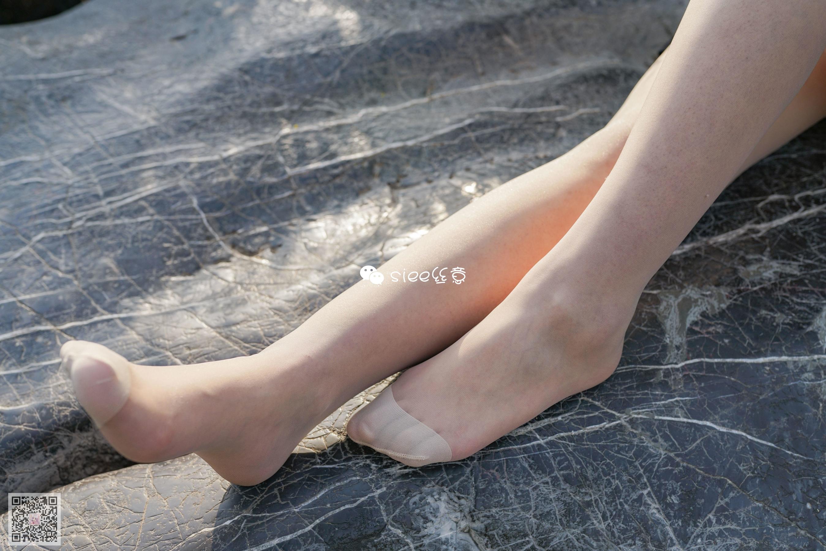 [丝意SIEE] 小月 公园里的等待  第13张