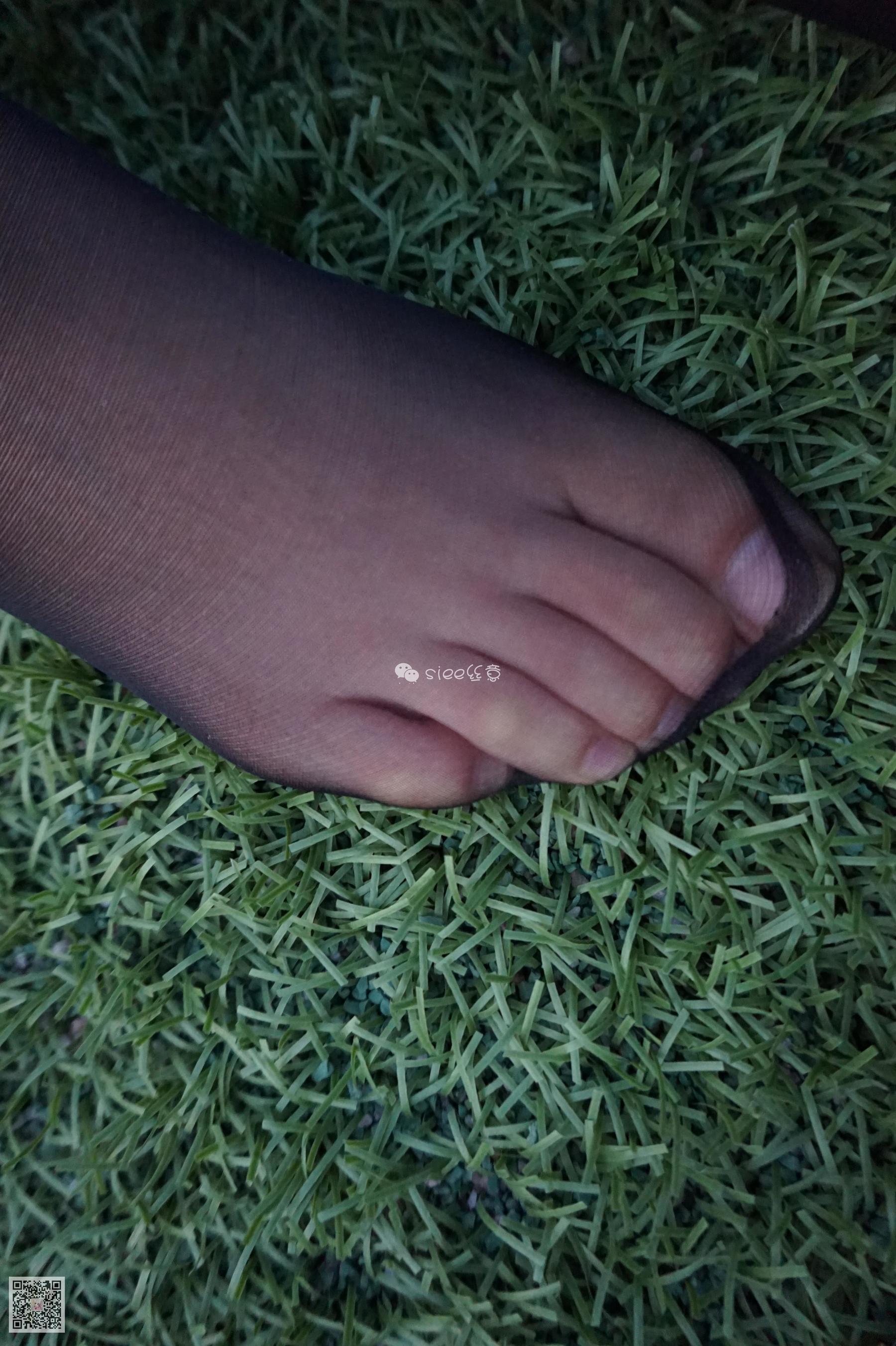 [丝意SIEE] No.006 曦曦 操场黑丝  第15张