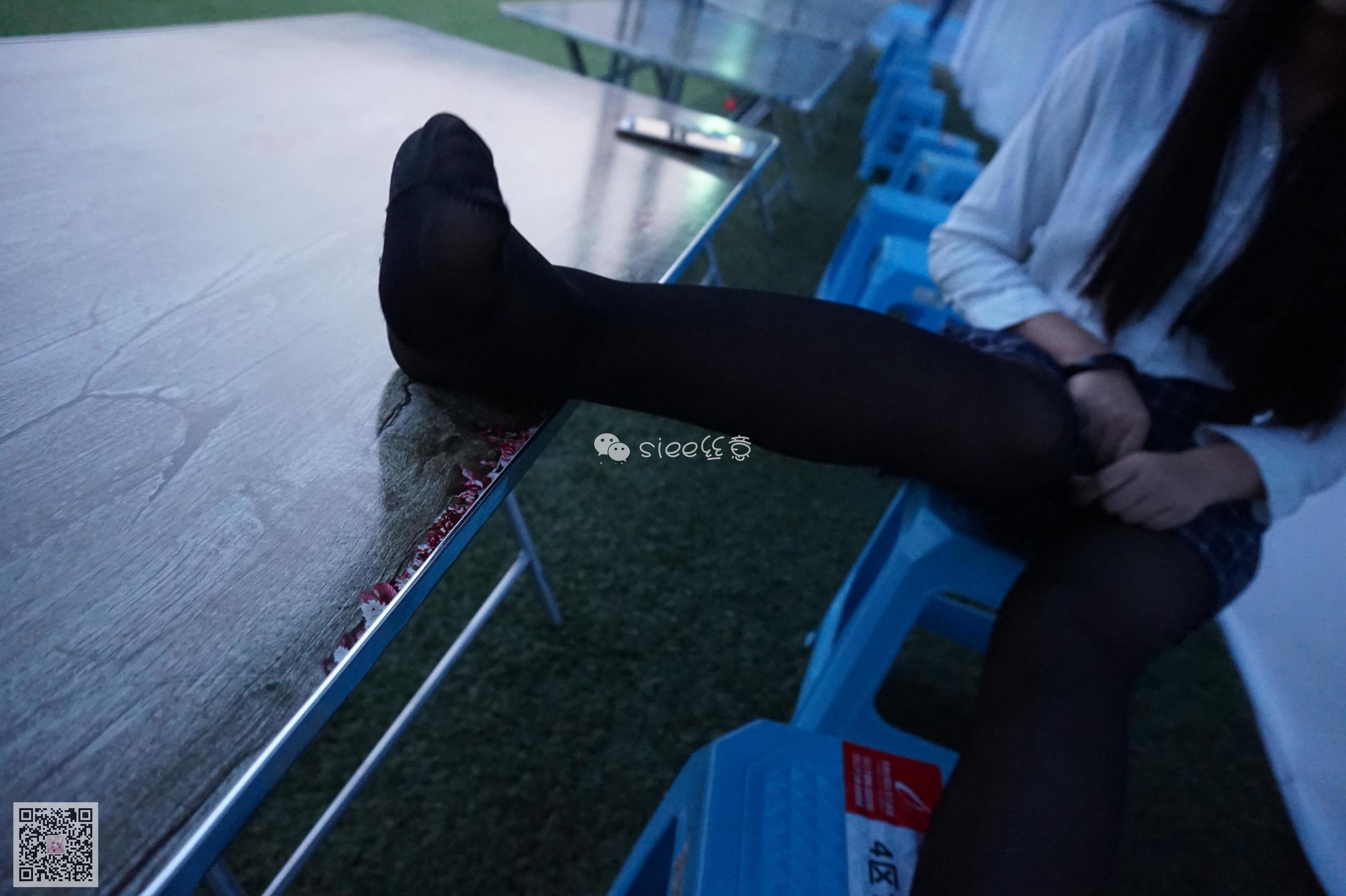 [丝意SIEE] No.006 曦曦 操场黑丝  第21张