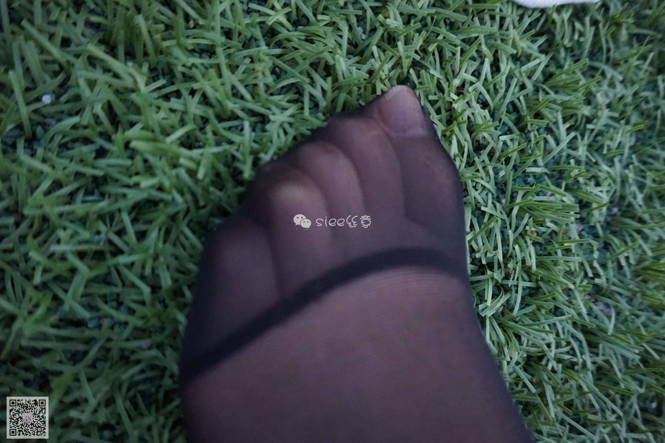 [丝意SIEE] No.006 曦曦 操场黑丝  第13张