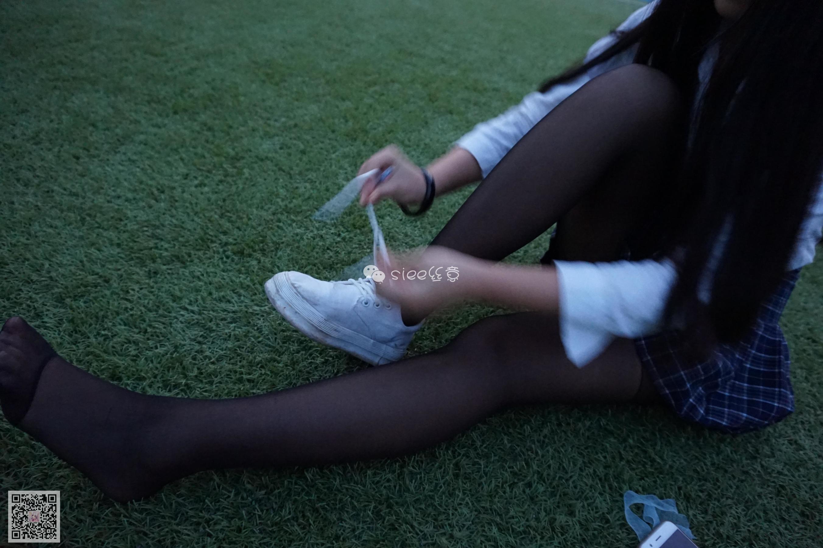 [丝意SIEE] No.006 曦曦 操场黑丝  第22张