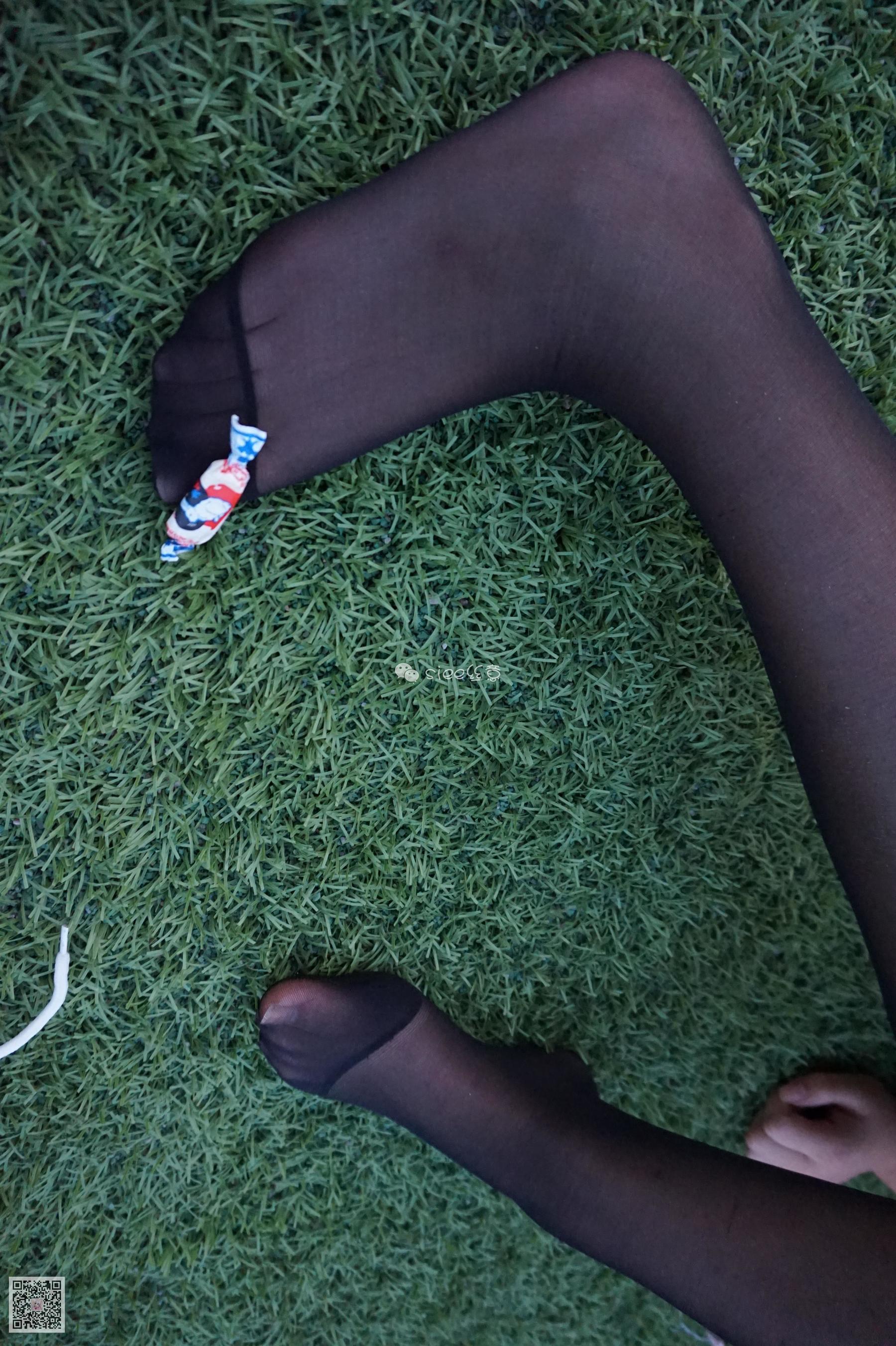 [丝意SIEE] No.006 曦曦 操场黑丝  第16张