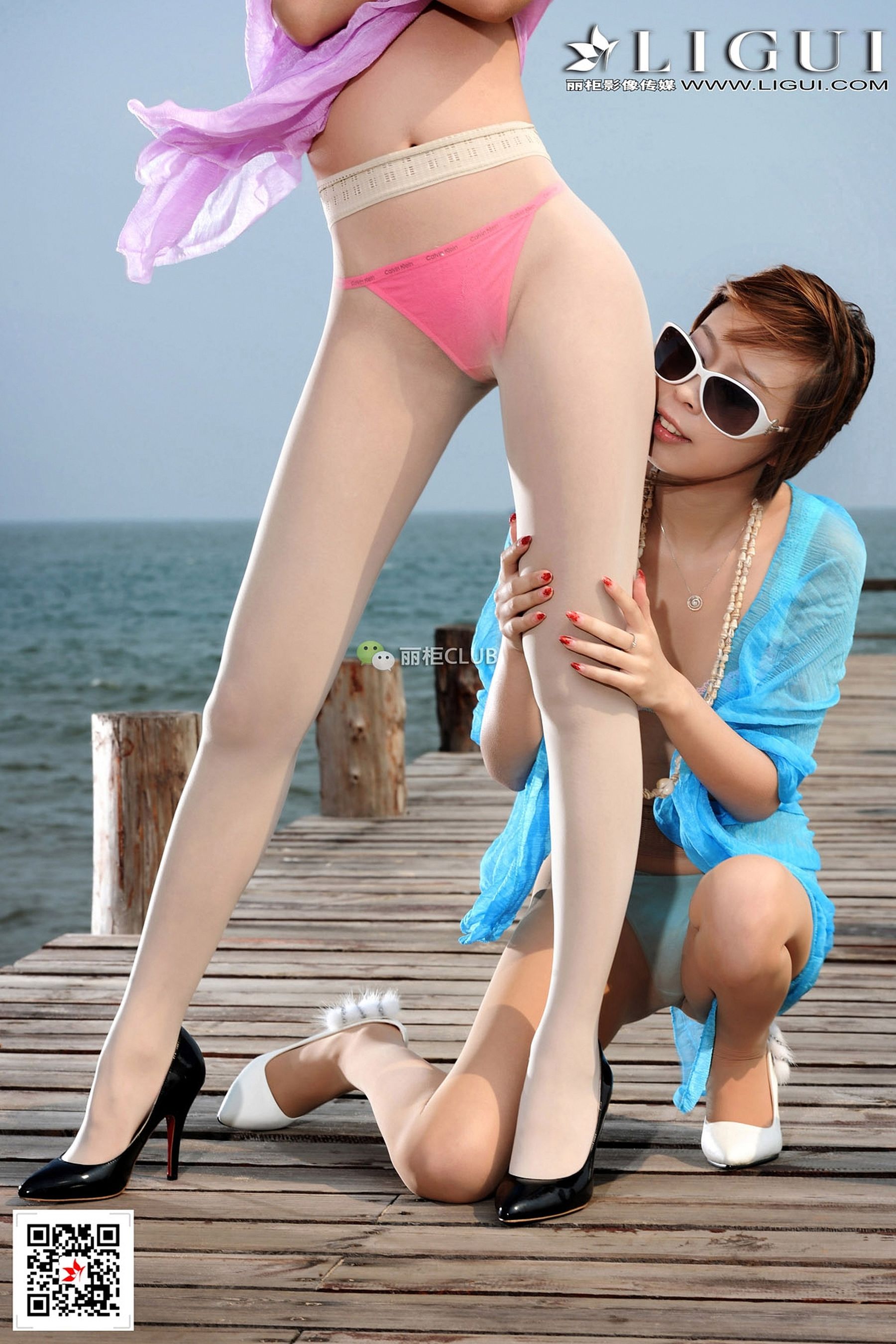 腿模Vicky&桃子《沙滩肉丝》 [丽柜Ligui]  第73张