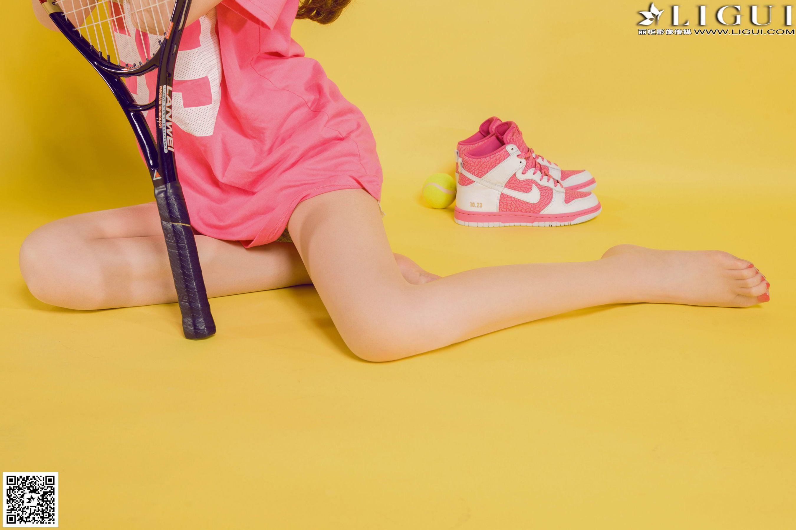[丽柜LiGui] Model 允儿《篮球少女羽毛球运动系列》美腿玉足写真图片  第14张