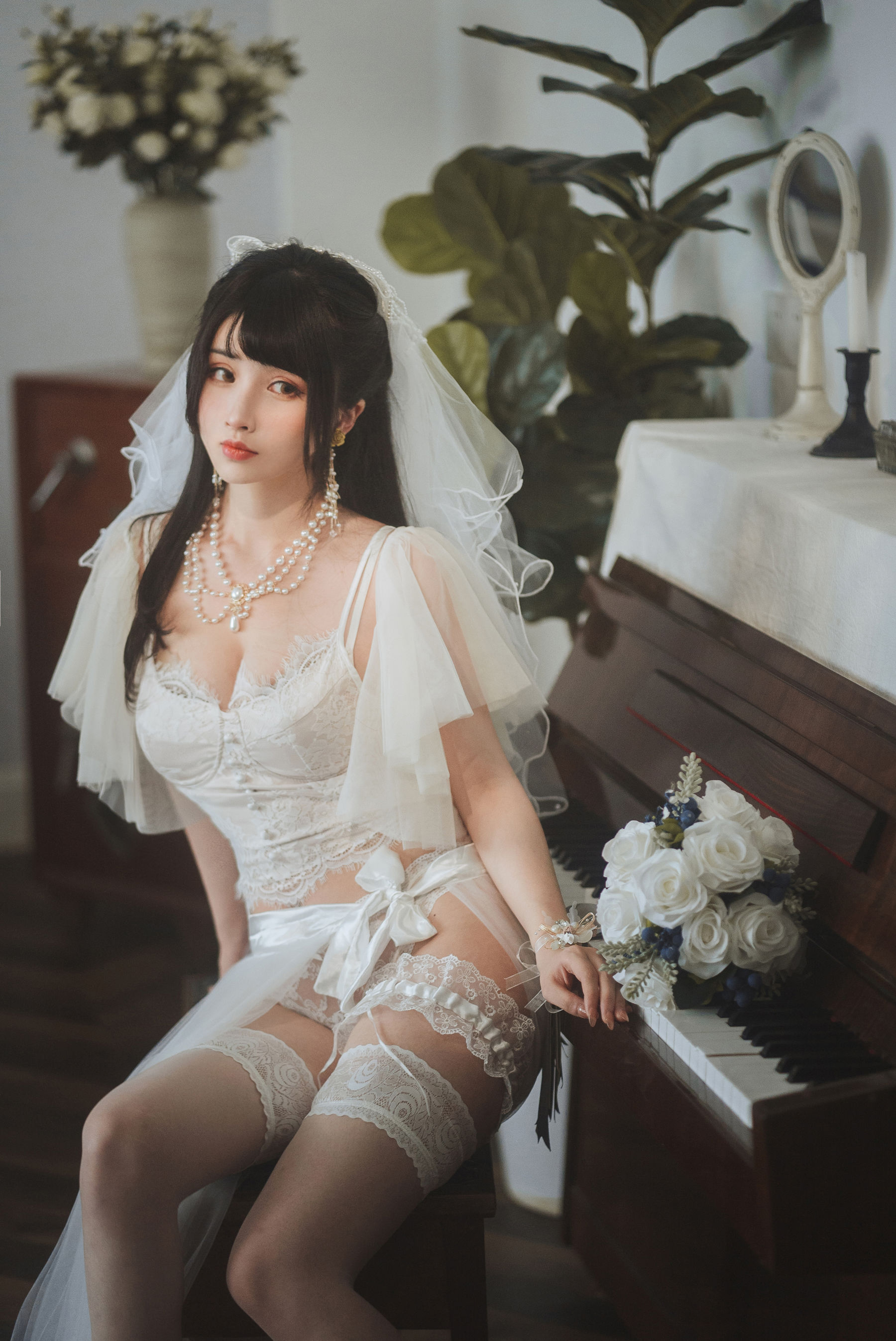  COS福利rioko凉凉子 - 透明婚纱 第3张