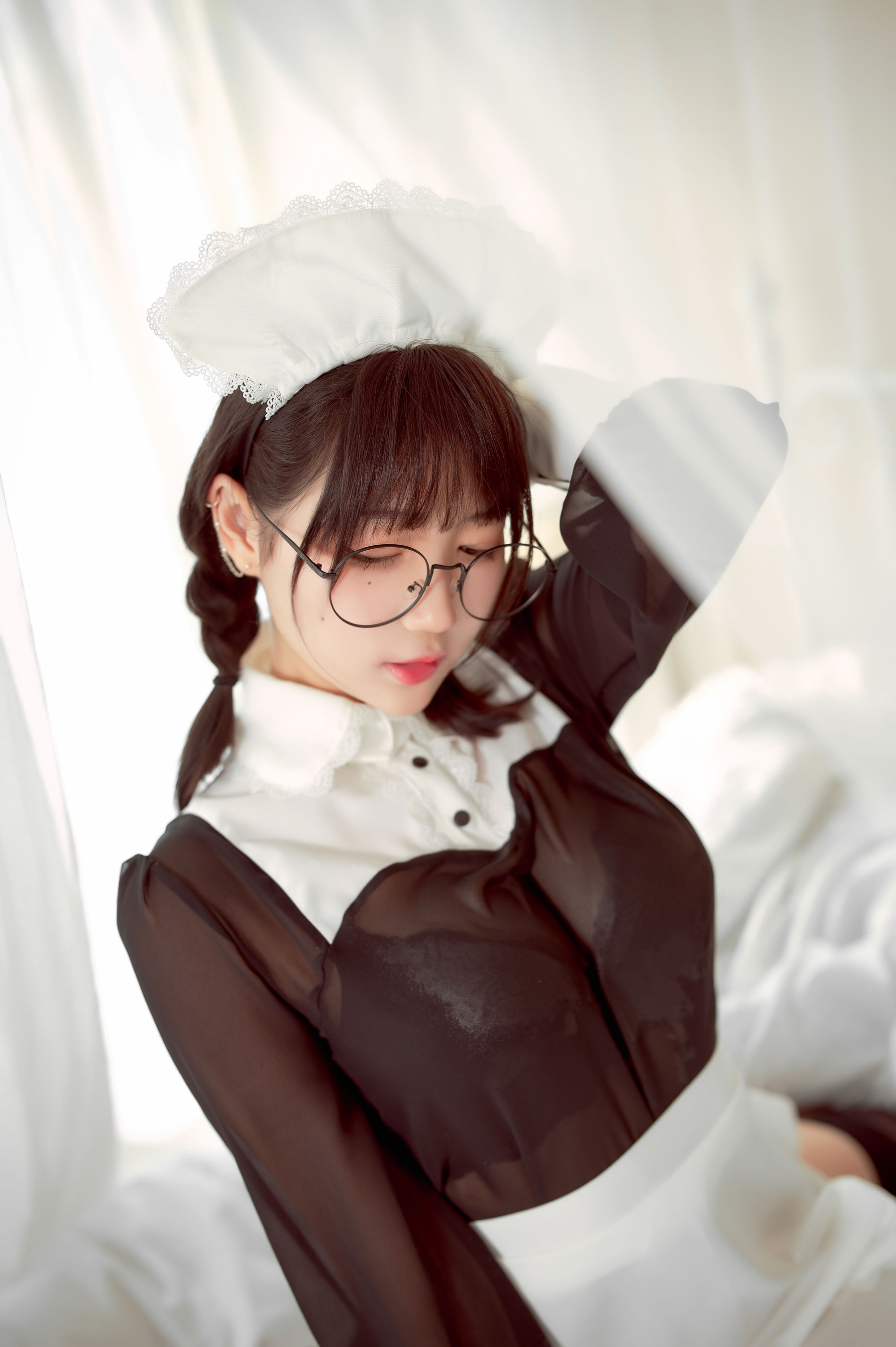  周叽是可爱兔兔 - 眼镜女仆 第23张