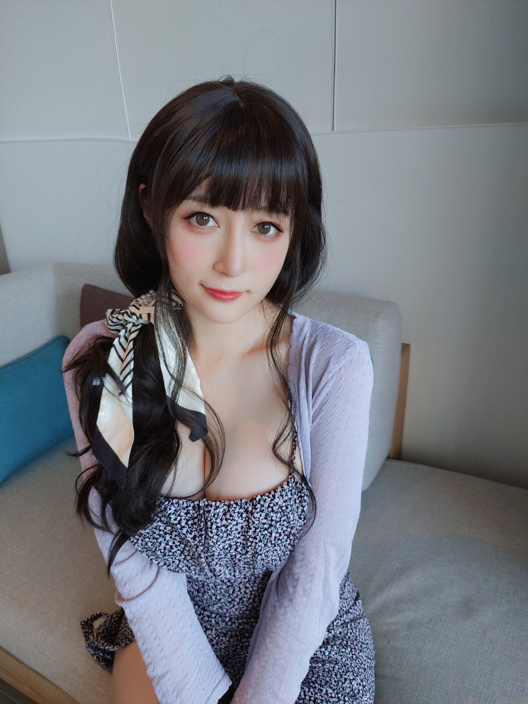  Coser小姐姐白银 - 居家碎花裙 第3张