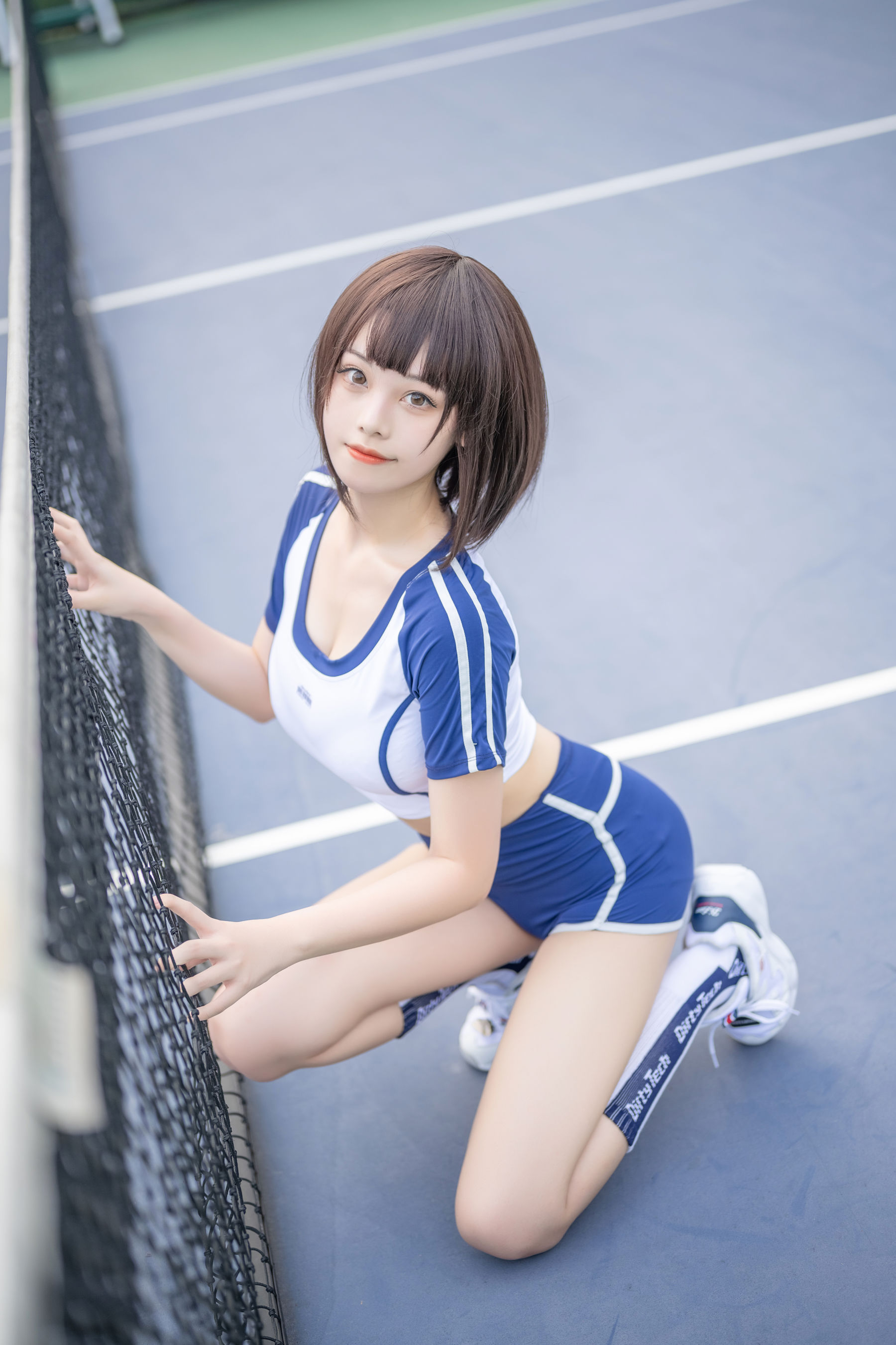  萌系小姐姐蜜汁猫裘 - 体操服 第4张