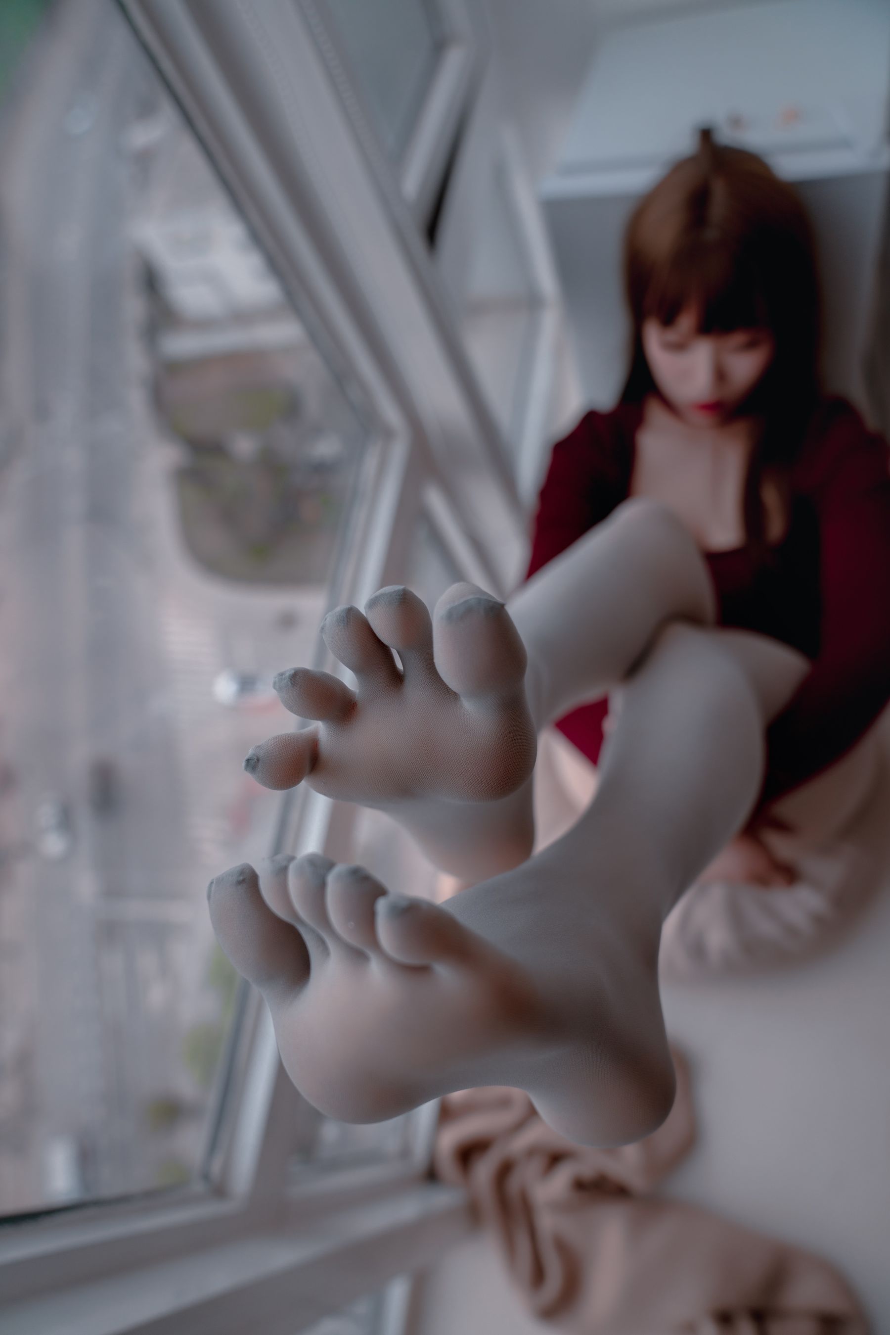  轩萧学姐 - 灰色五指袜 第62张