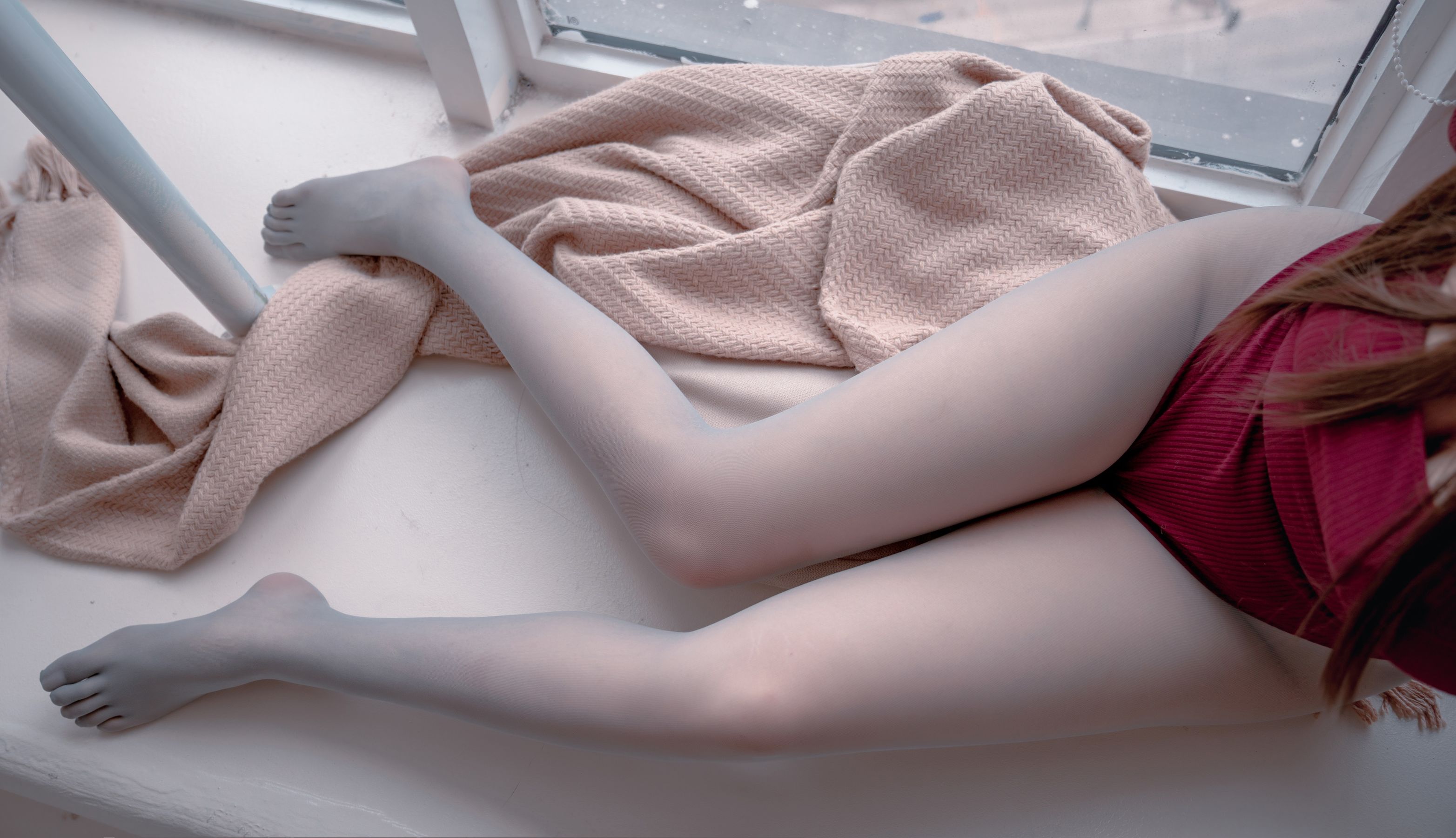  轩萧学姐 - 灰色五指袜 第29张