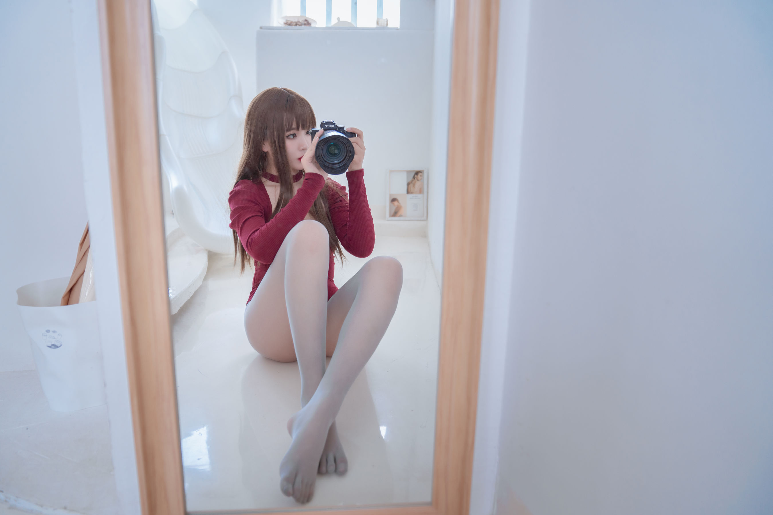  轩萧学姐 - 灰色五指袜 第66张