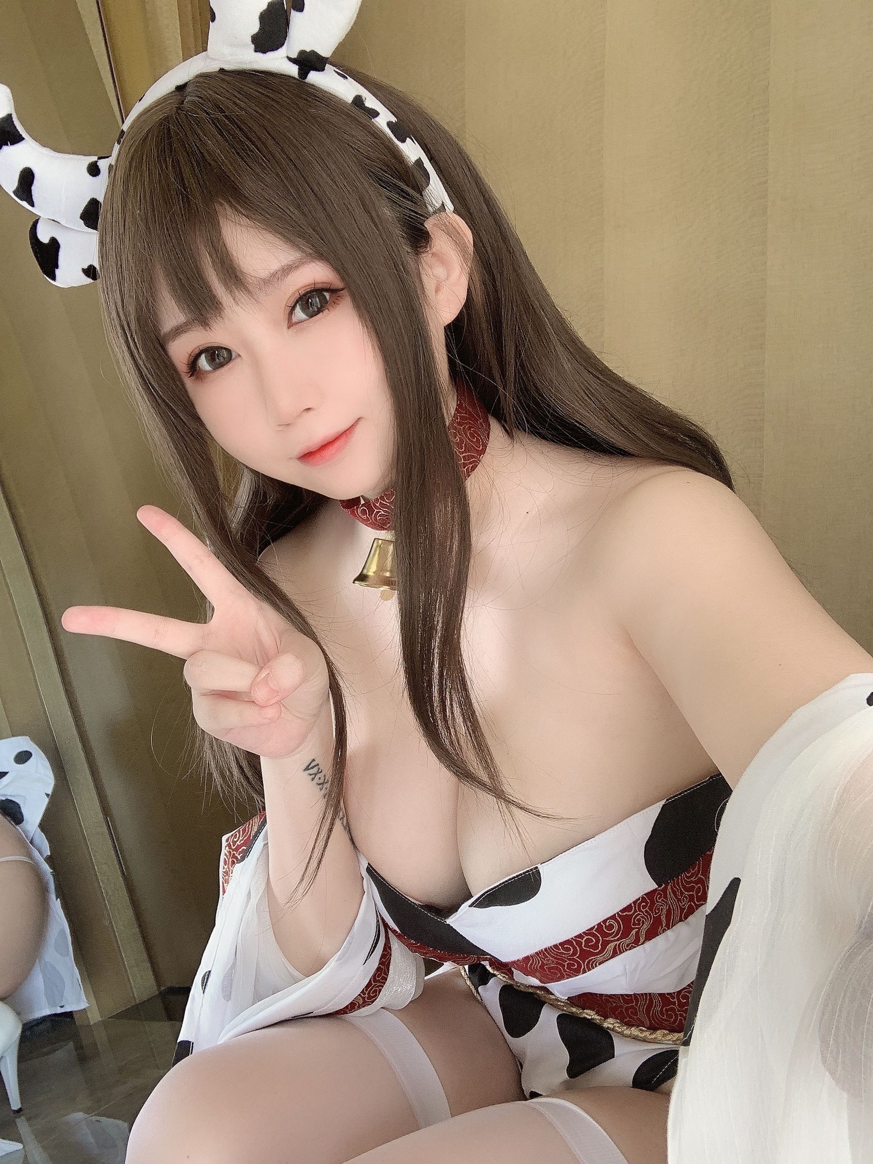  蜜桃少女是依酱呀 - 牛牛和服 第15张
