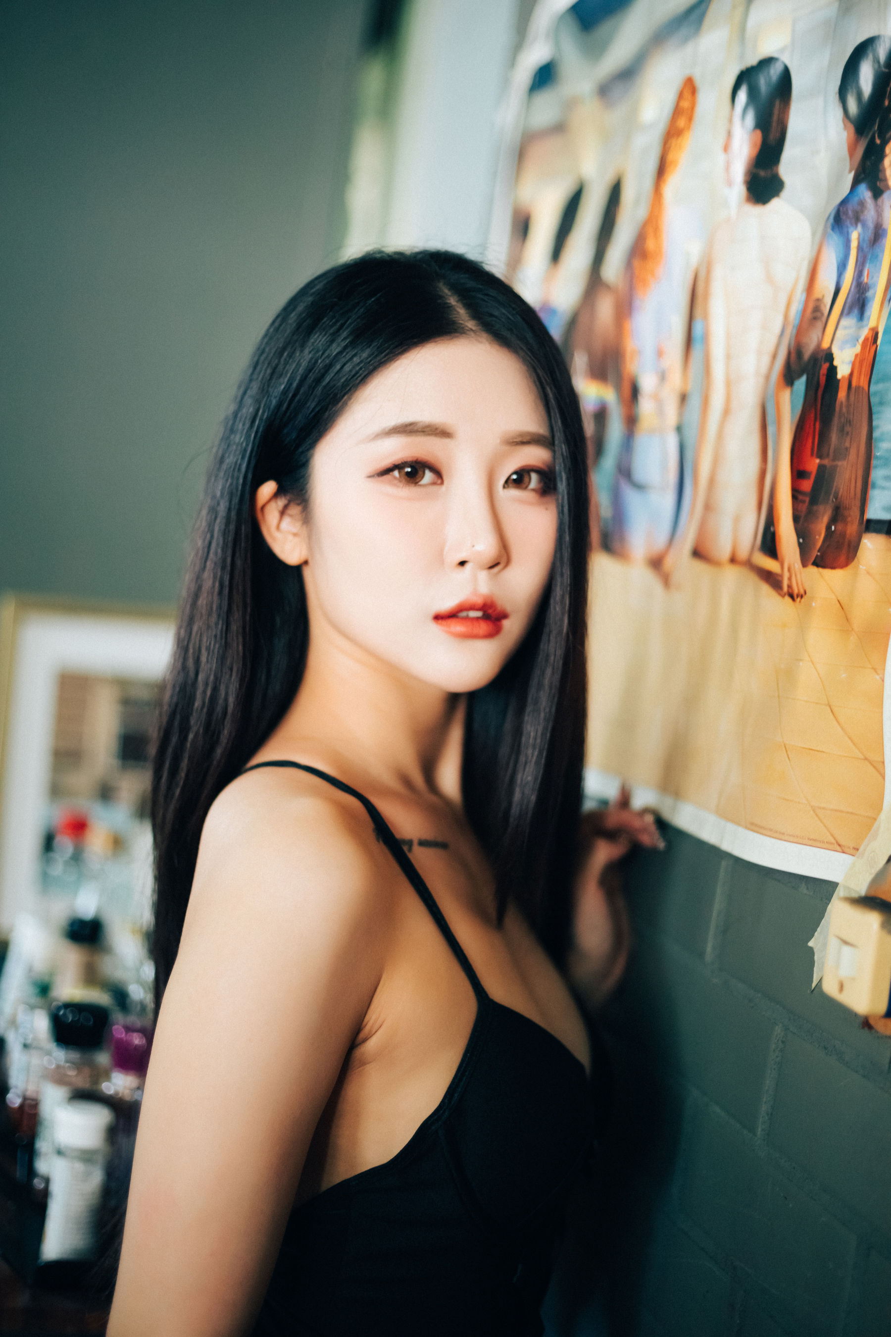 [LOOZY]  Bomi - Roomate 第11张