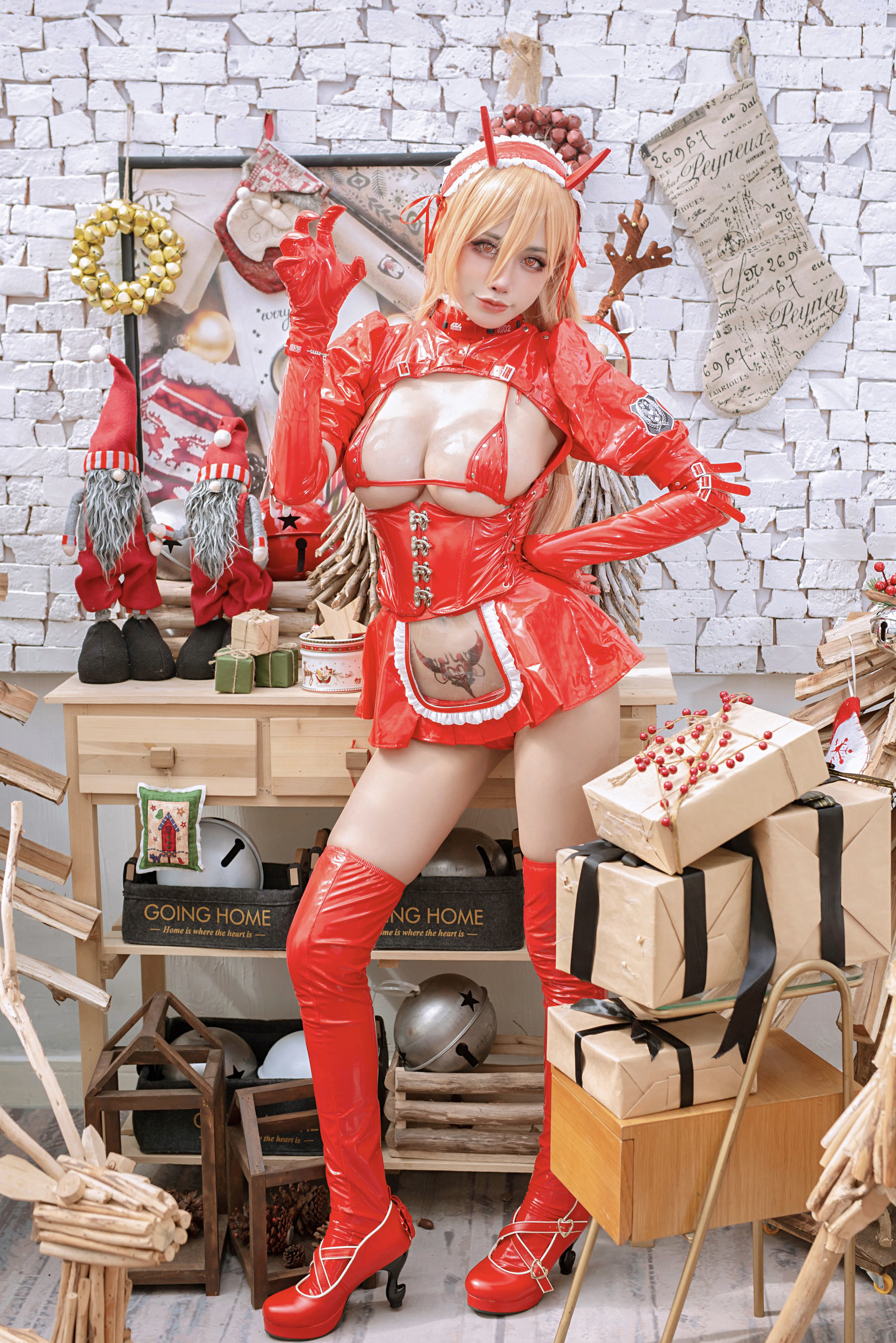 [福利COS] 日本性感萝莉Byoru - Powa Christmas