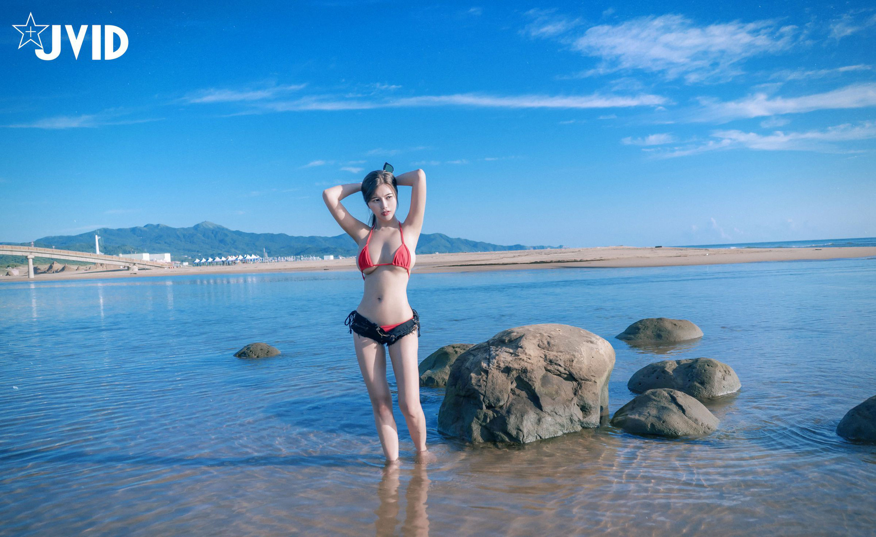 [JVID图集] Bikini sexy beach  第37张